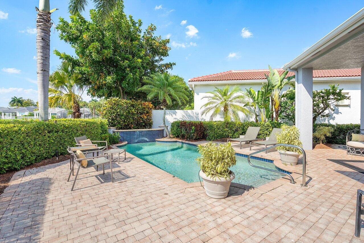 7694 Villa D Este Way