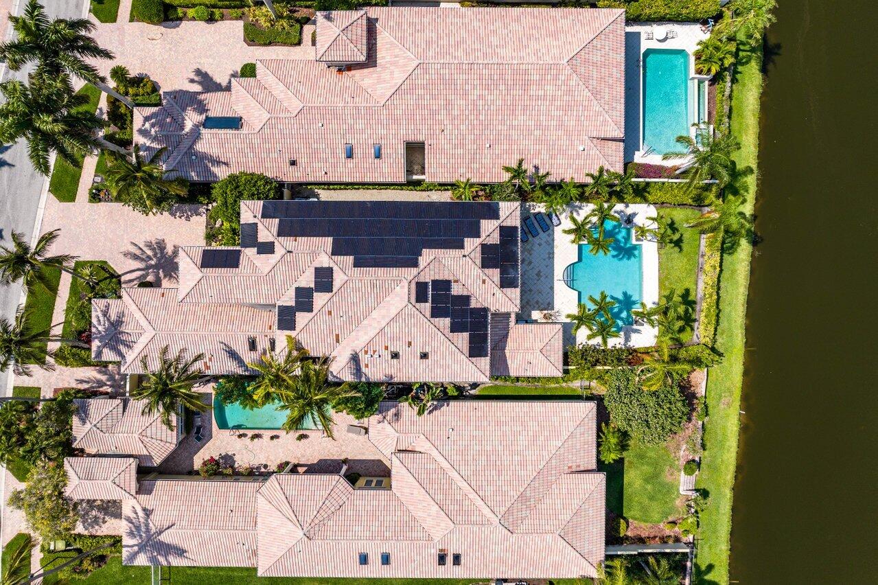 13 Island Drive