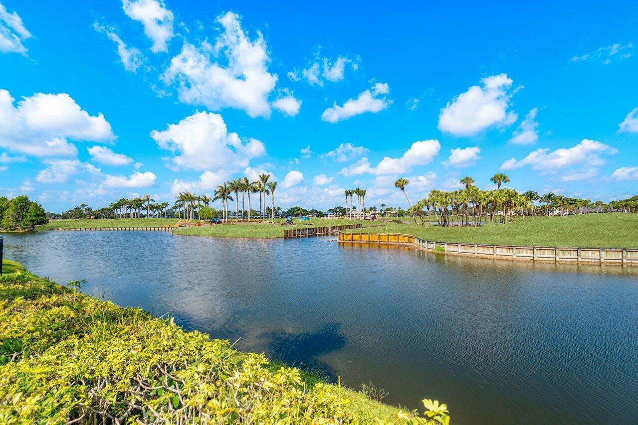 13 Island Drive