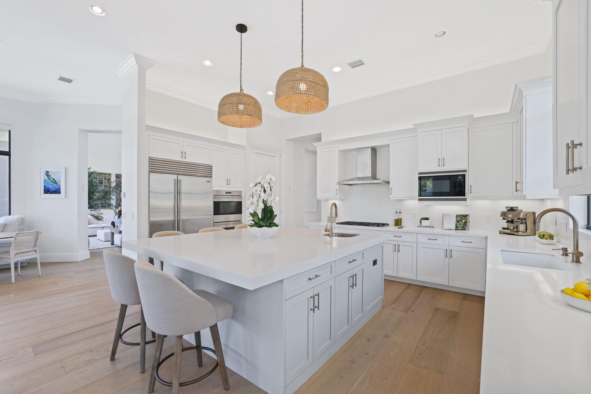 9599 Moritz Way