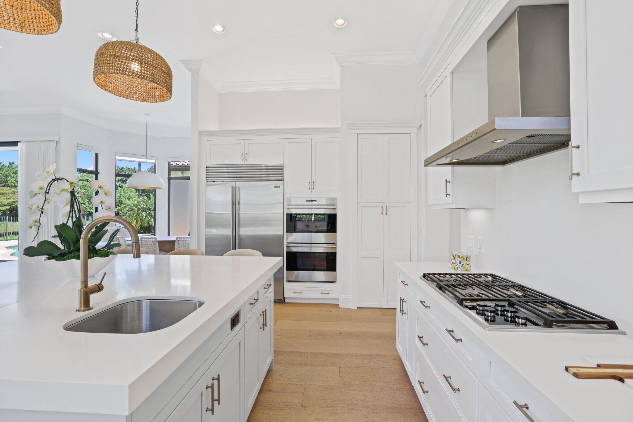 9599 Moritz Way