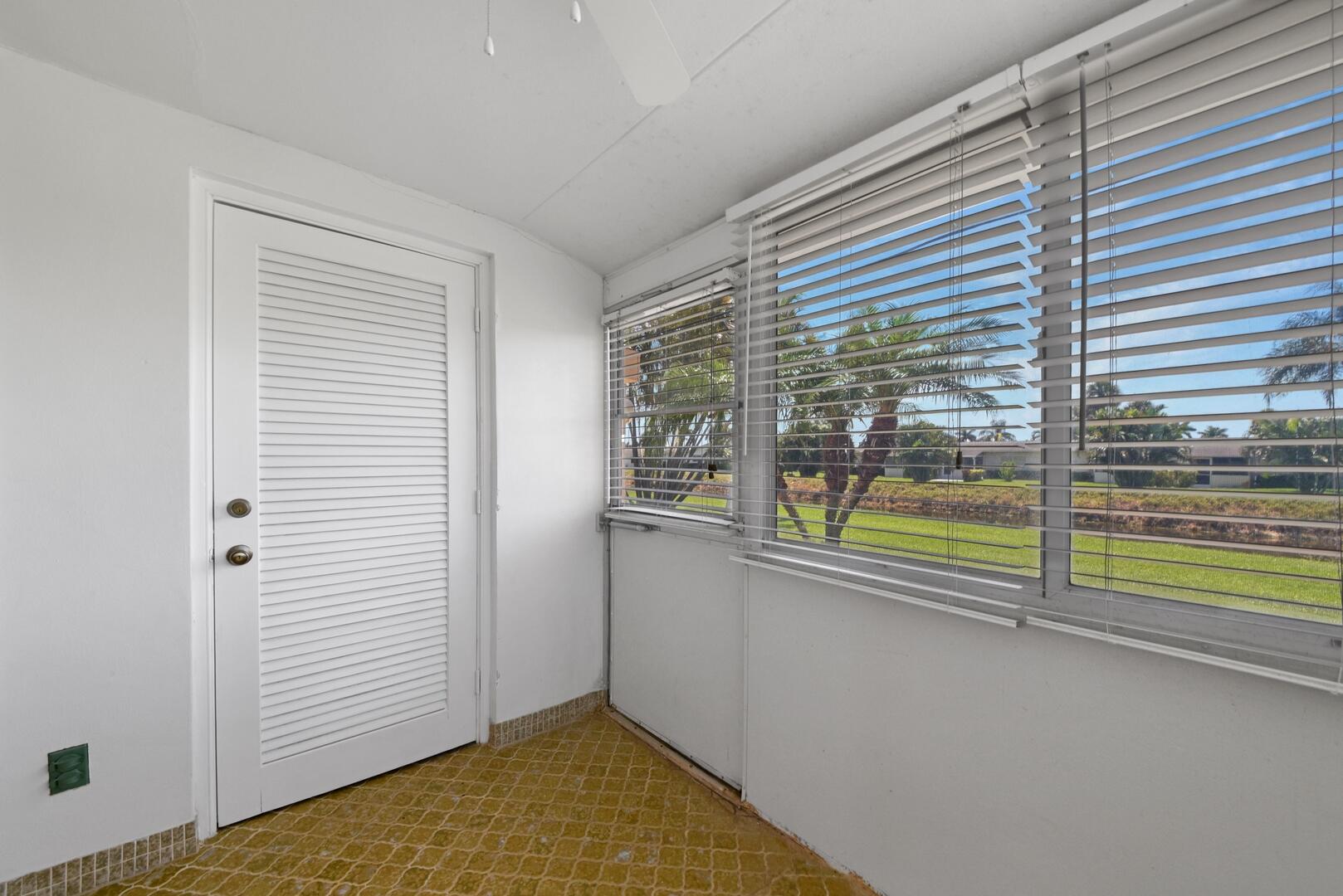 2581 Dudley Drive W D, West Palm Beach Unit: D