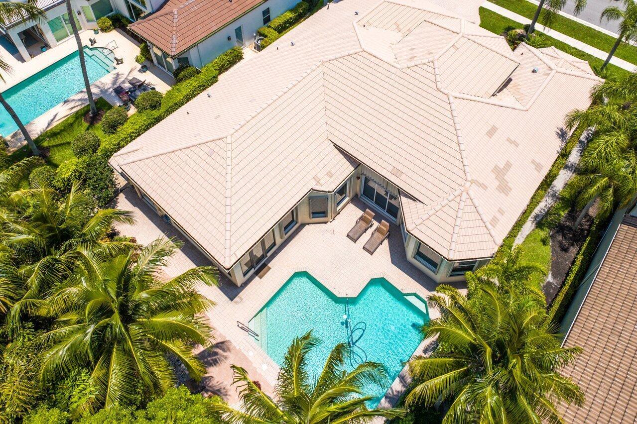 6887 Royal Orchid Circle