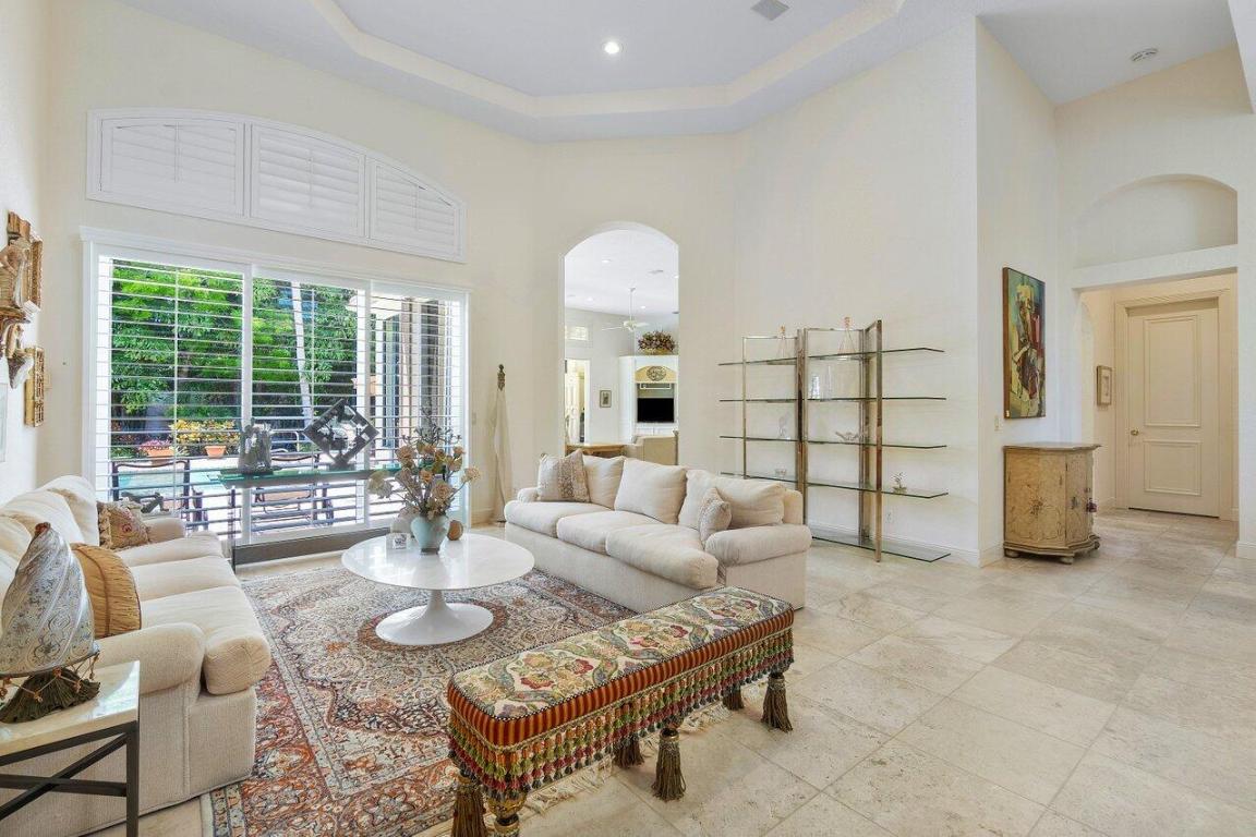 6887 Royal Orchid Circle