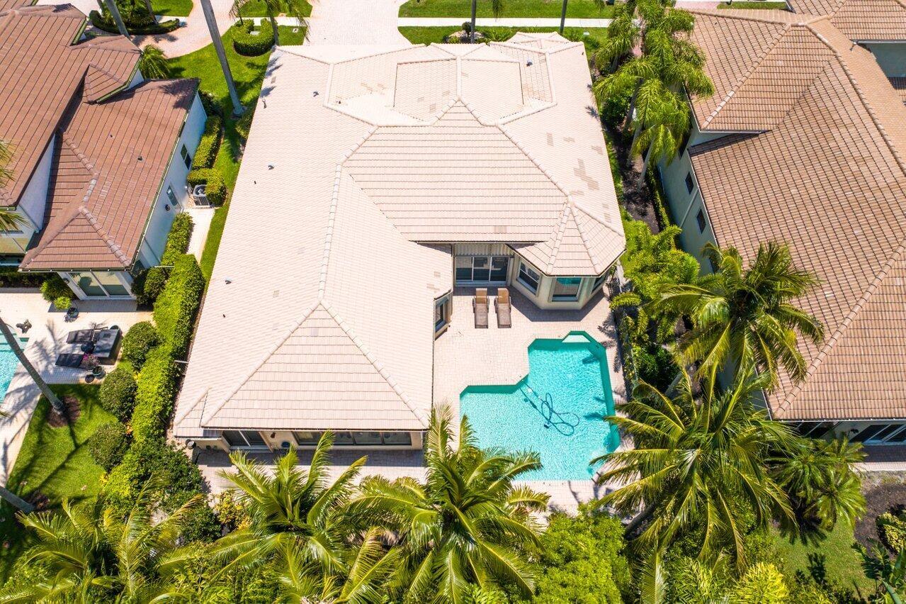 6887 Royal Orchid Circle