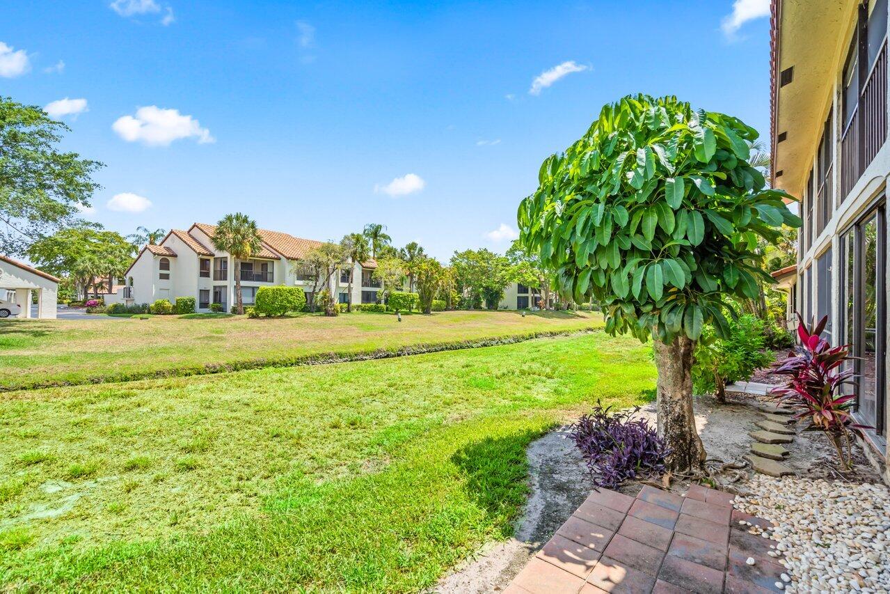 7886 Mirada Drive 7886