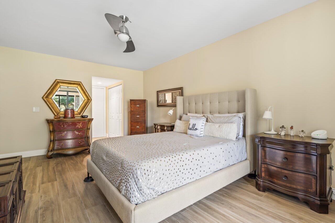 7886 Mirada Drive 7886