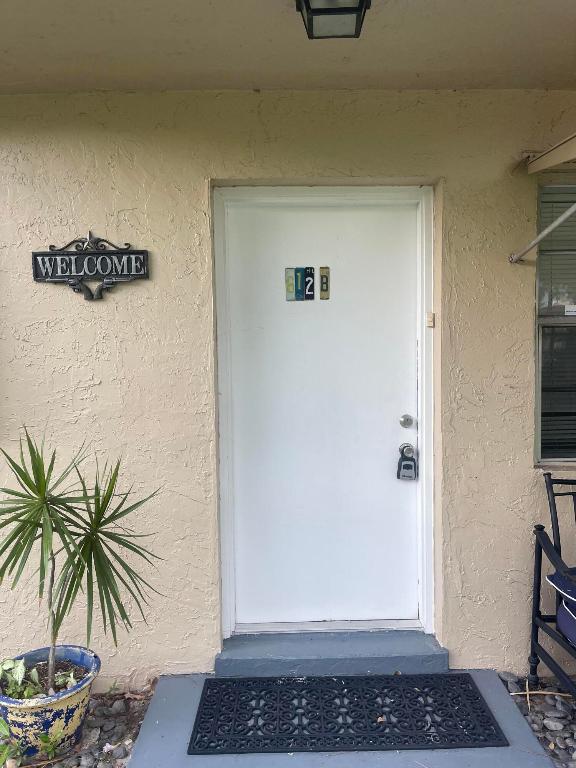 612 SW Natura Boulevard B, Deerfield Beach Unit: B