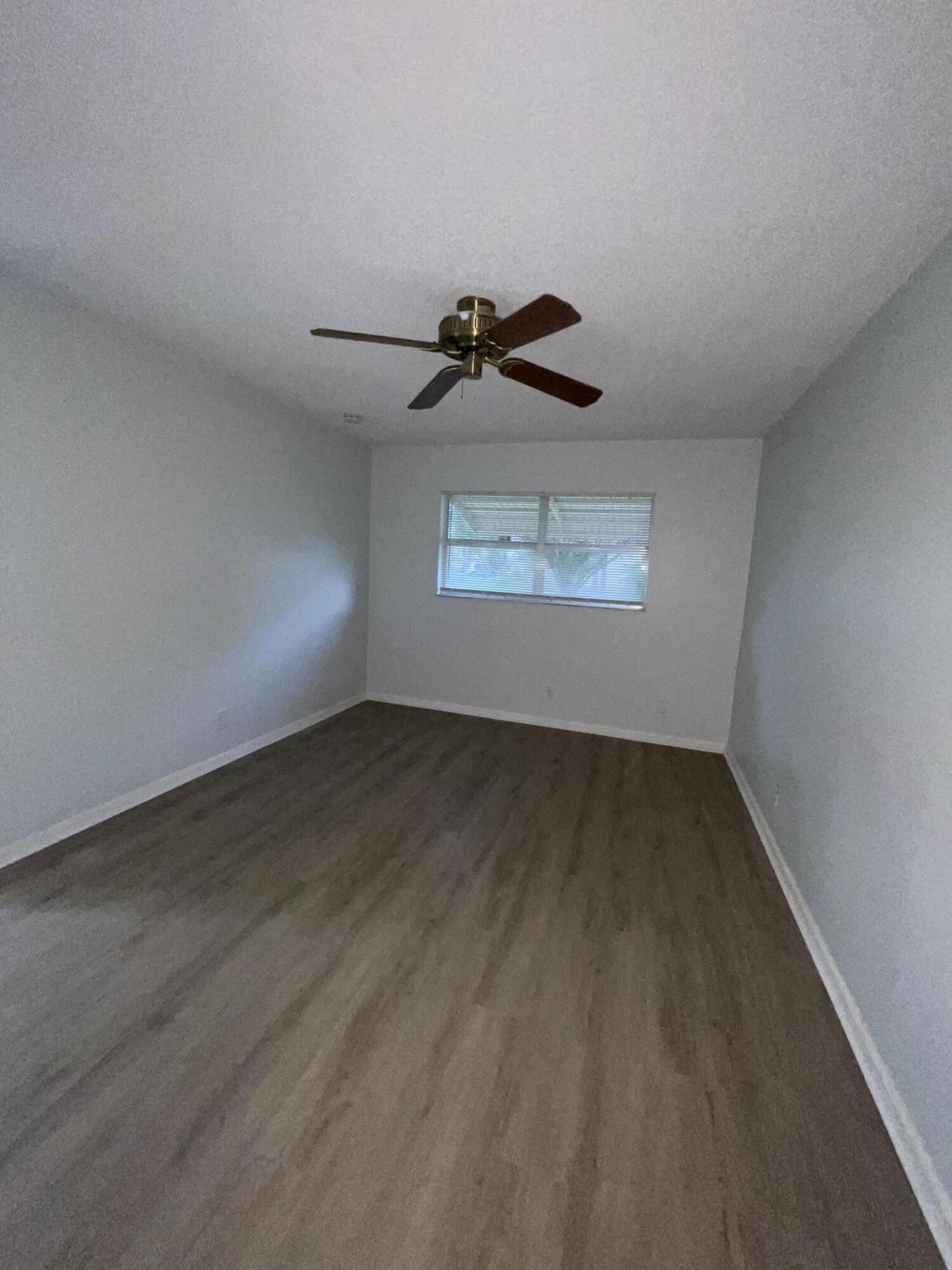 612 SW Natura Boulevard B, Deerfield Beach Unit: B