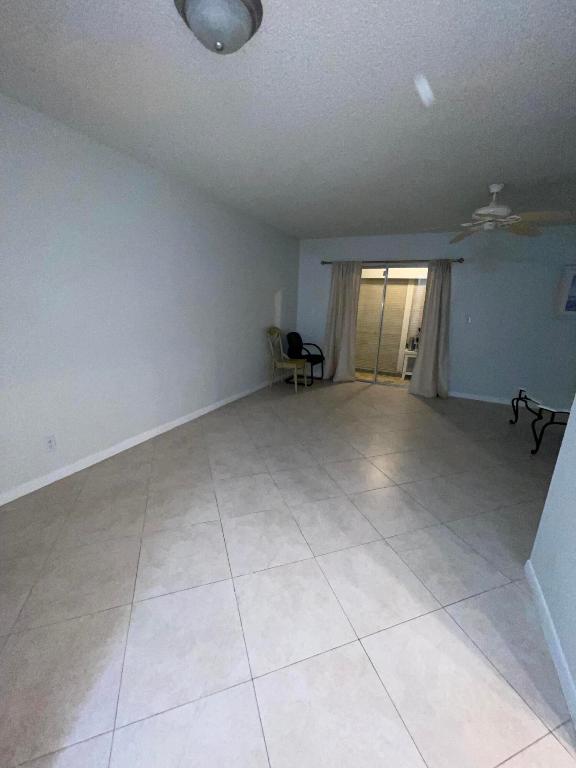 612 SW Natura Boulevard B, Deerfield Beach Unit: B