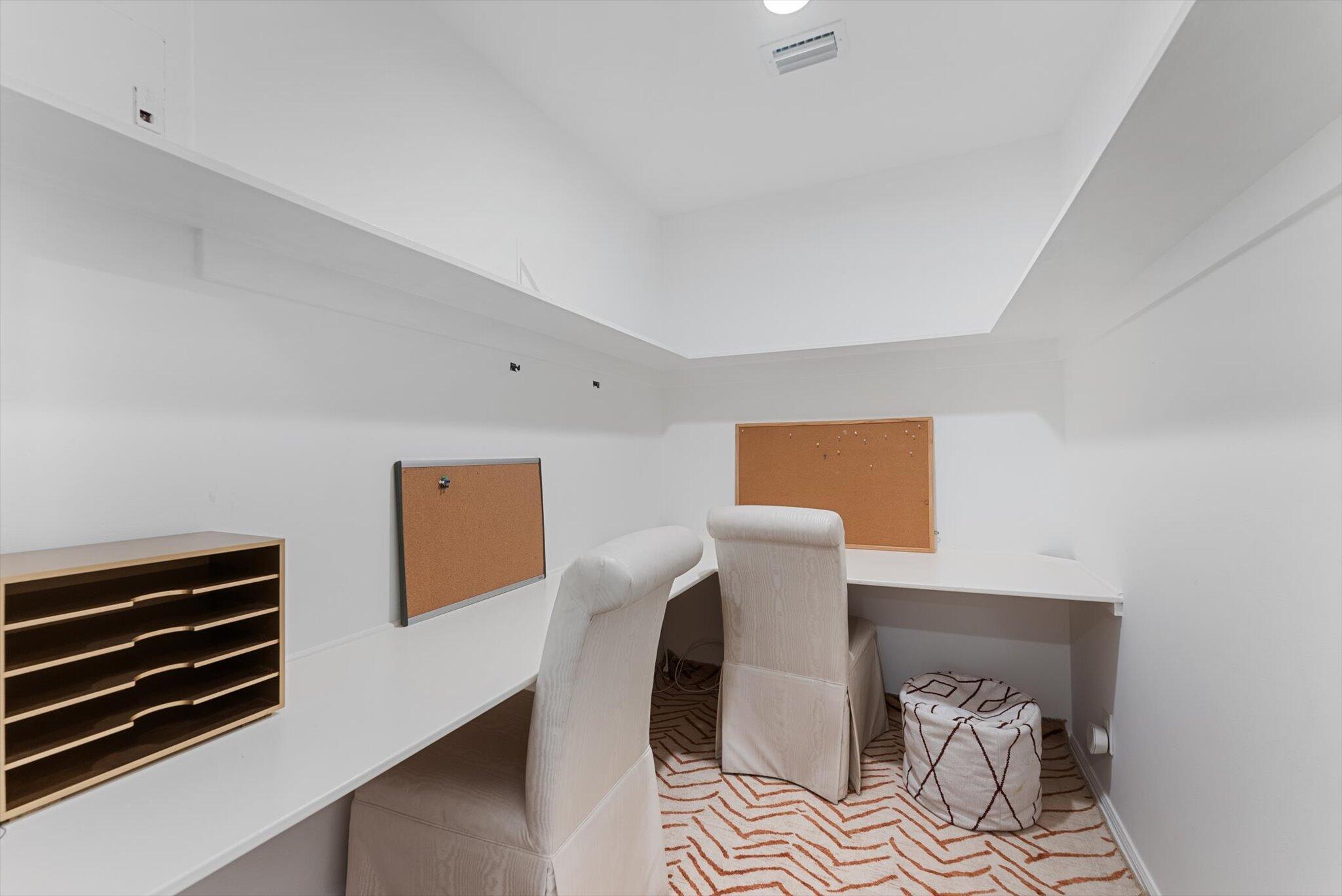 4320 Saint Charles Way