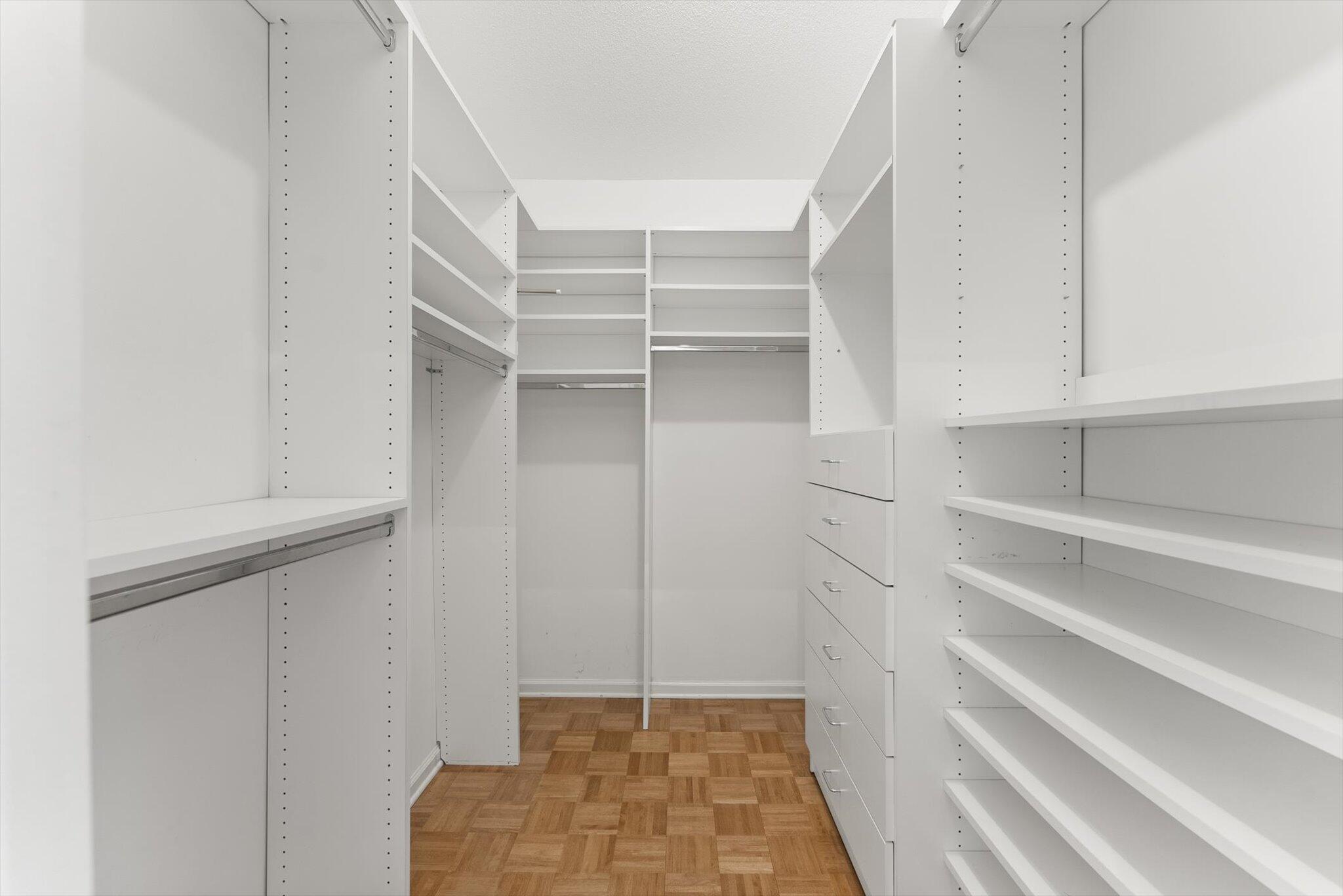 4320 Saint Charles Way