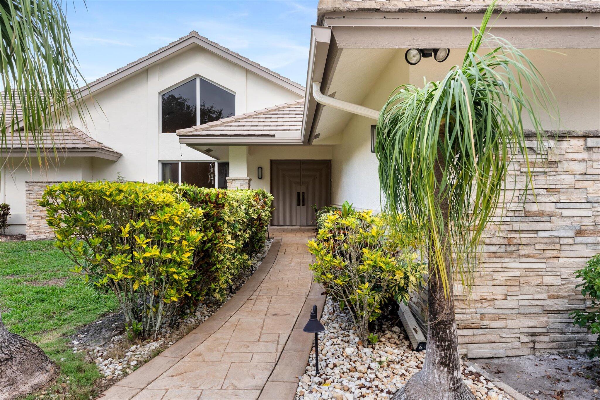 4320 Saint Charles Way