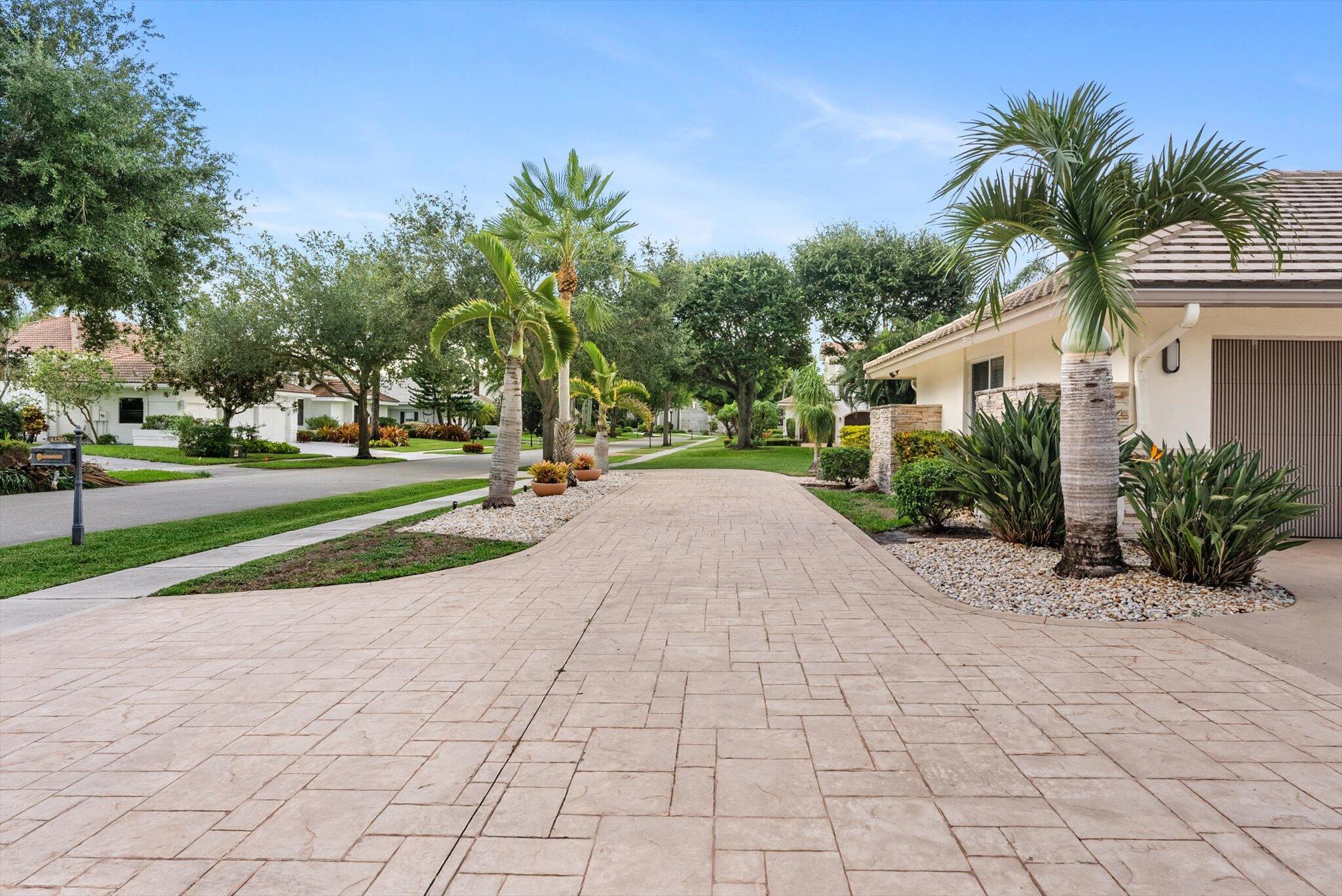 4320 Saint Charles Way