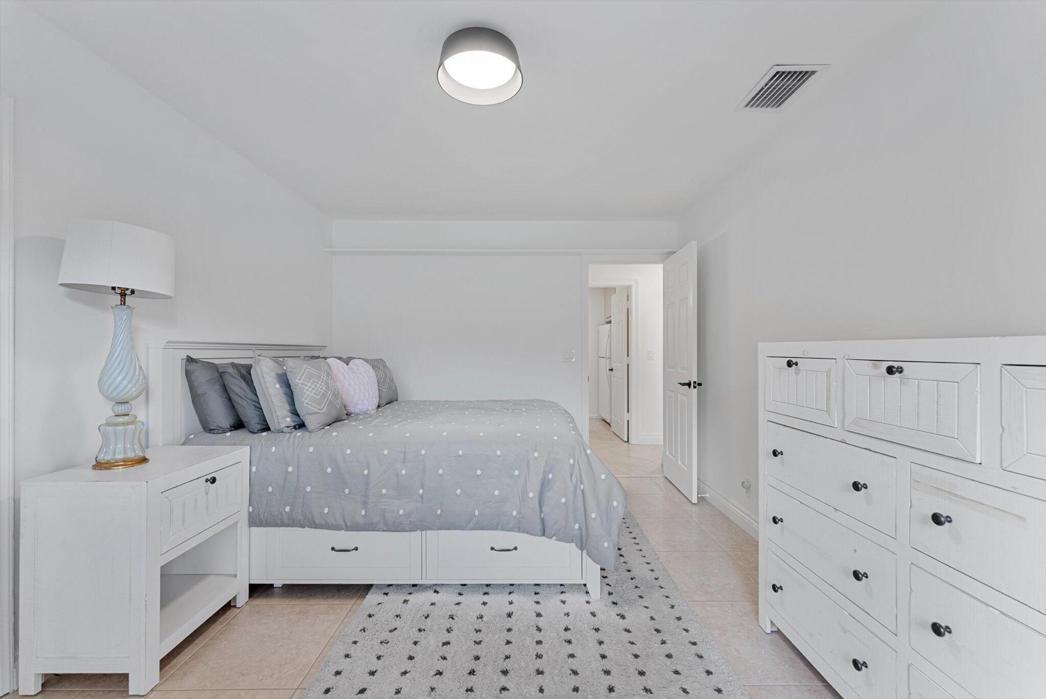 4320 Saint Charles Way