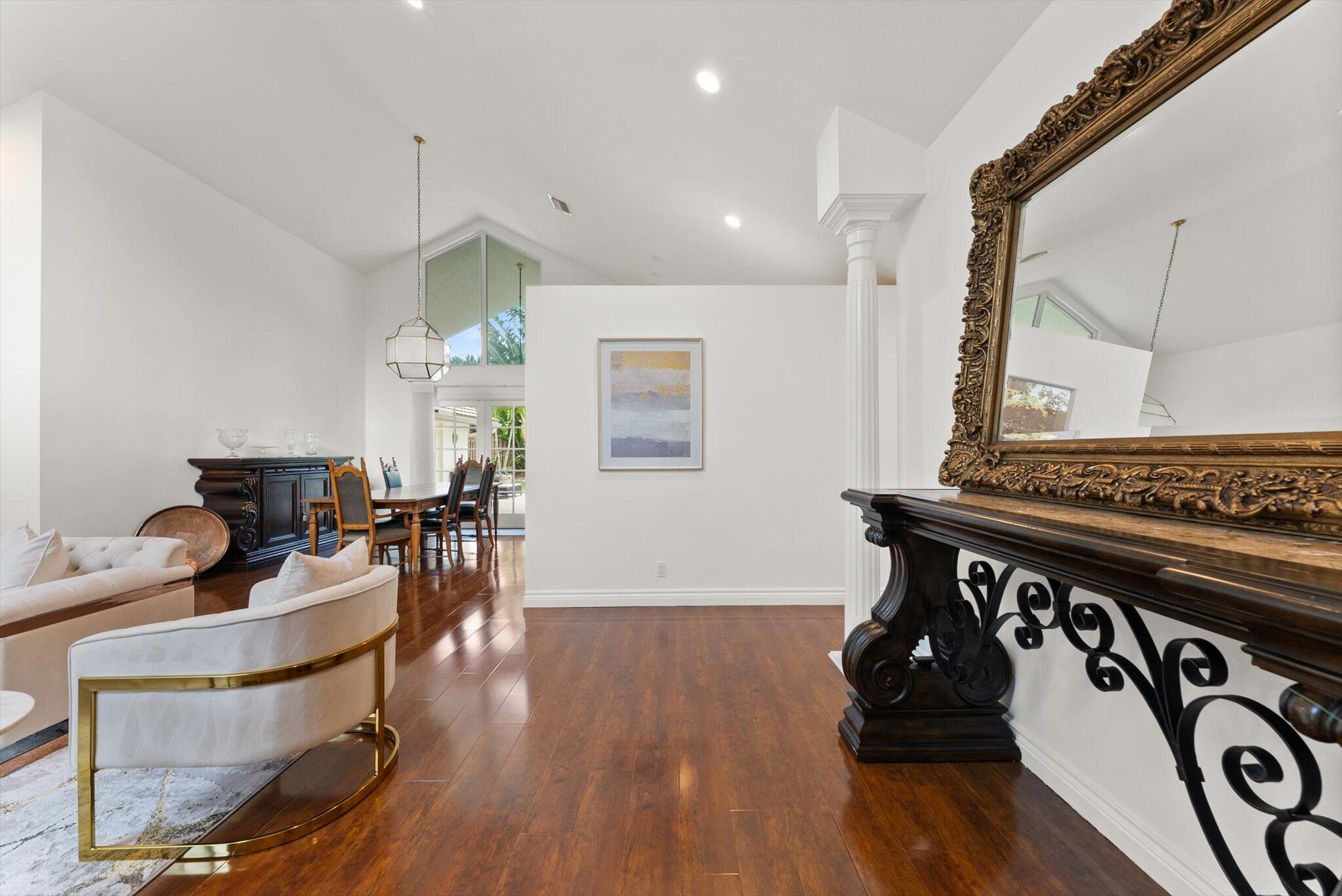 4320 Saint Charles Way