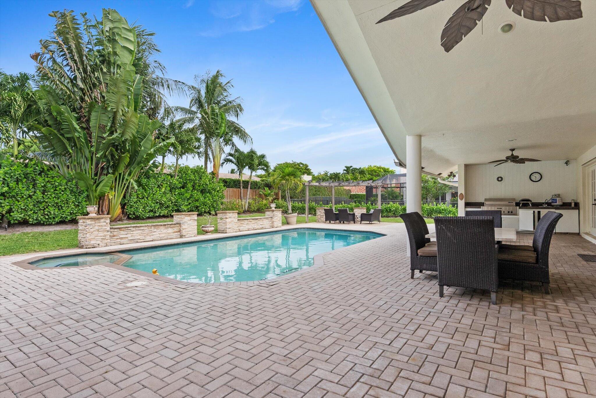 4320 Saint Charles Way