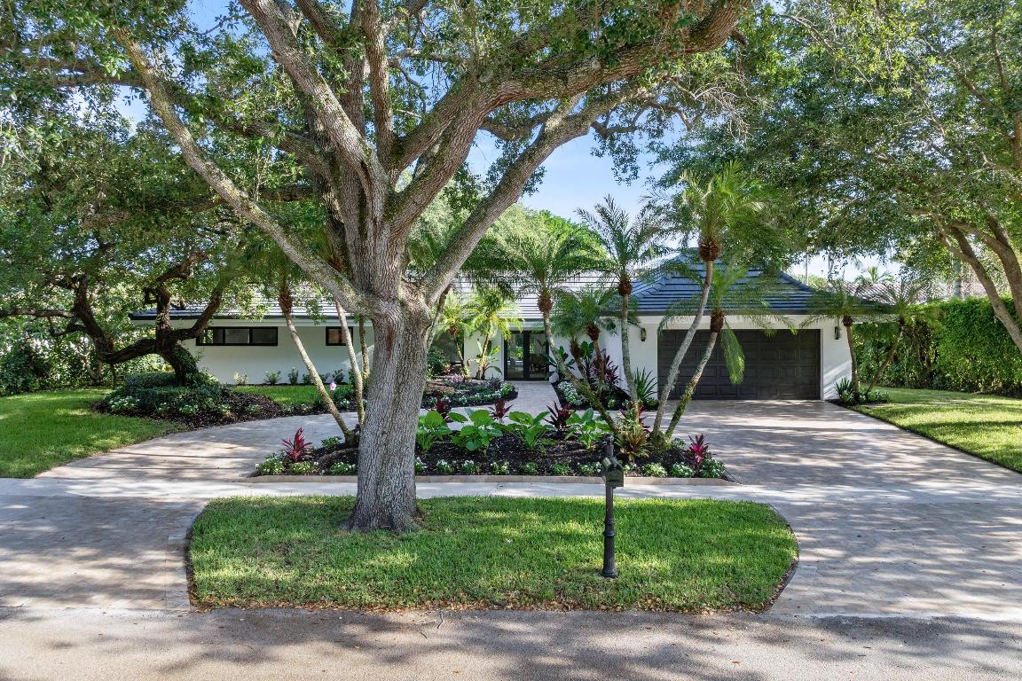 2824 Banyan Boulevard Circle NW, Boca Raton