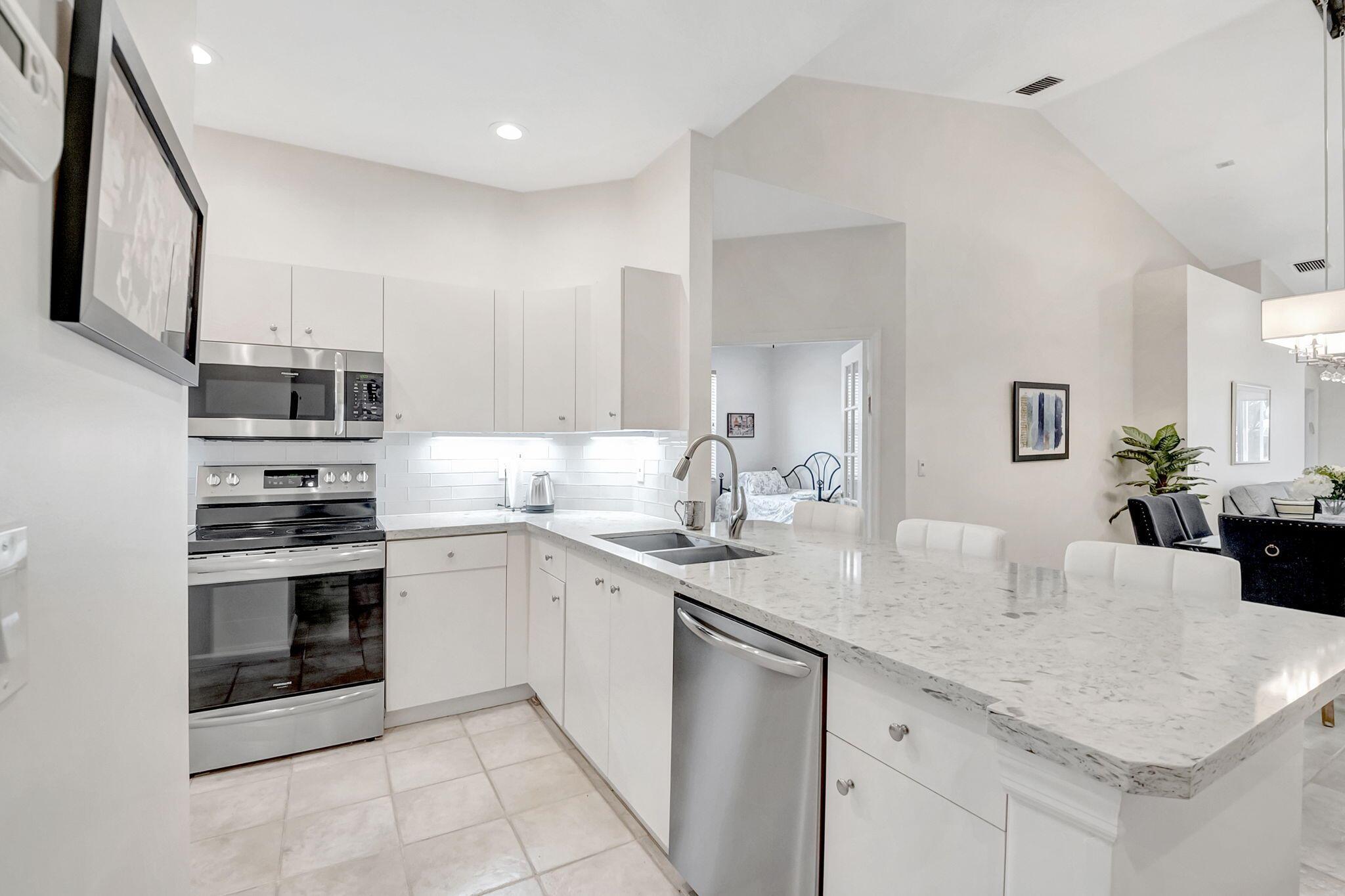 5766 Grand Harbour Circle