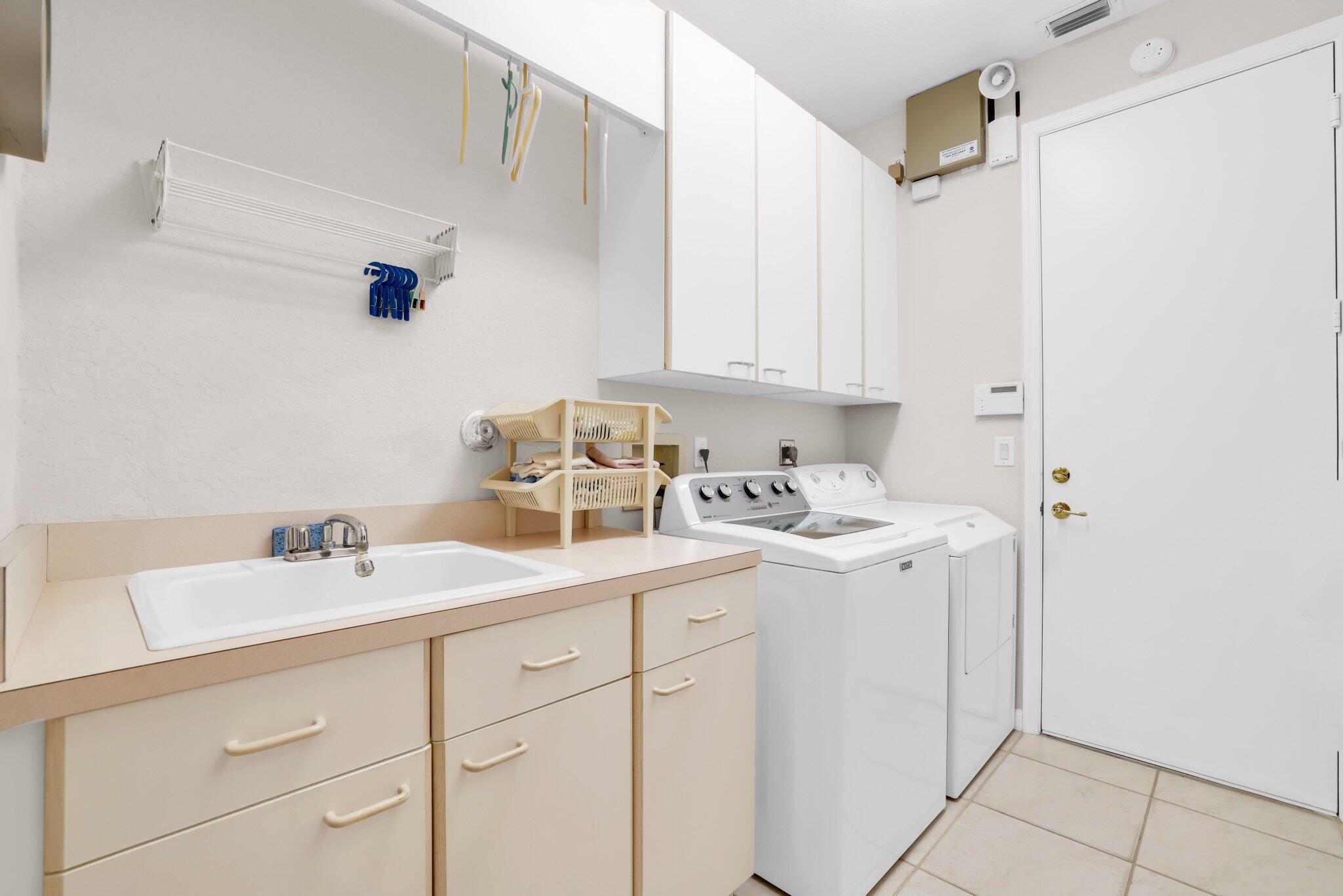 4067 Laurel Estates Way