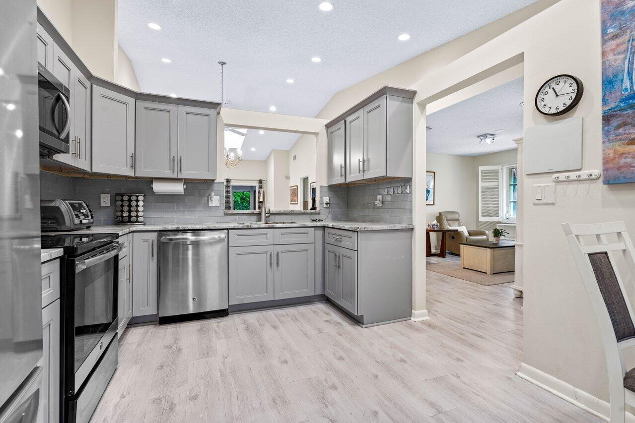 6082 Waldwick Circle 6082