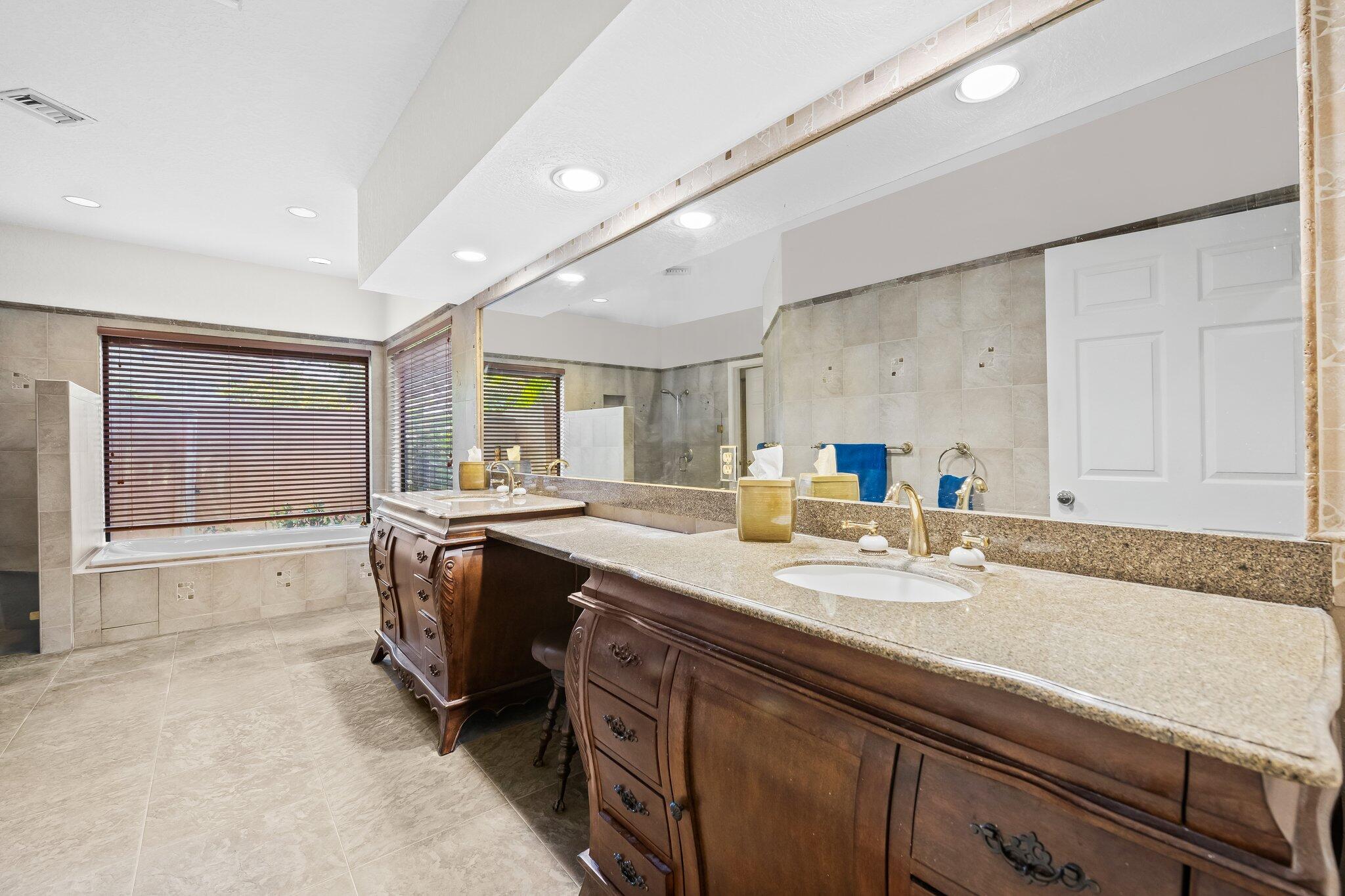 4554 NW 25th Way