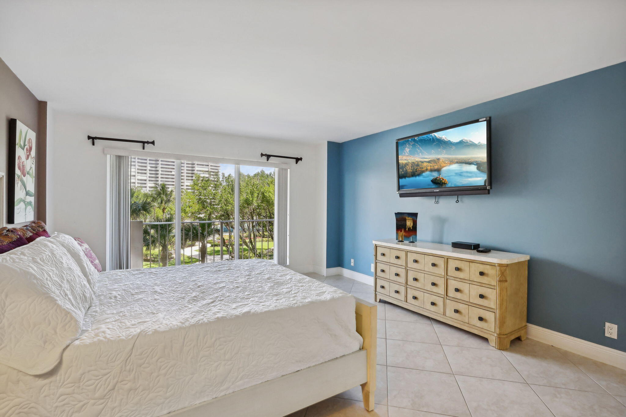 4001 N Ocean Boulevard 302-B, Boca Raton Unit: 302-B