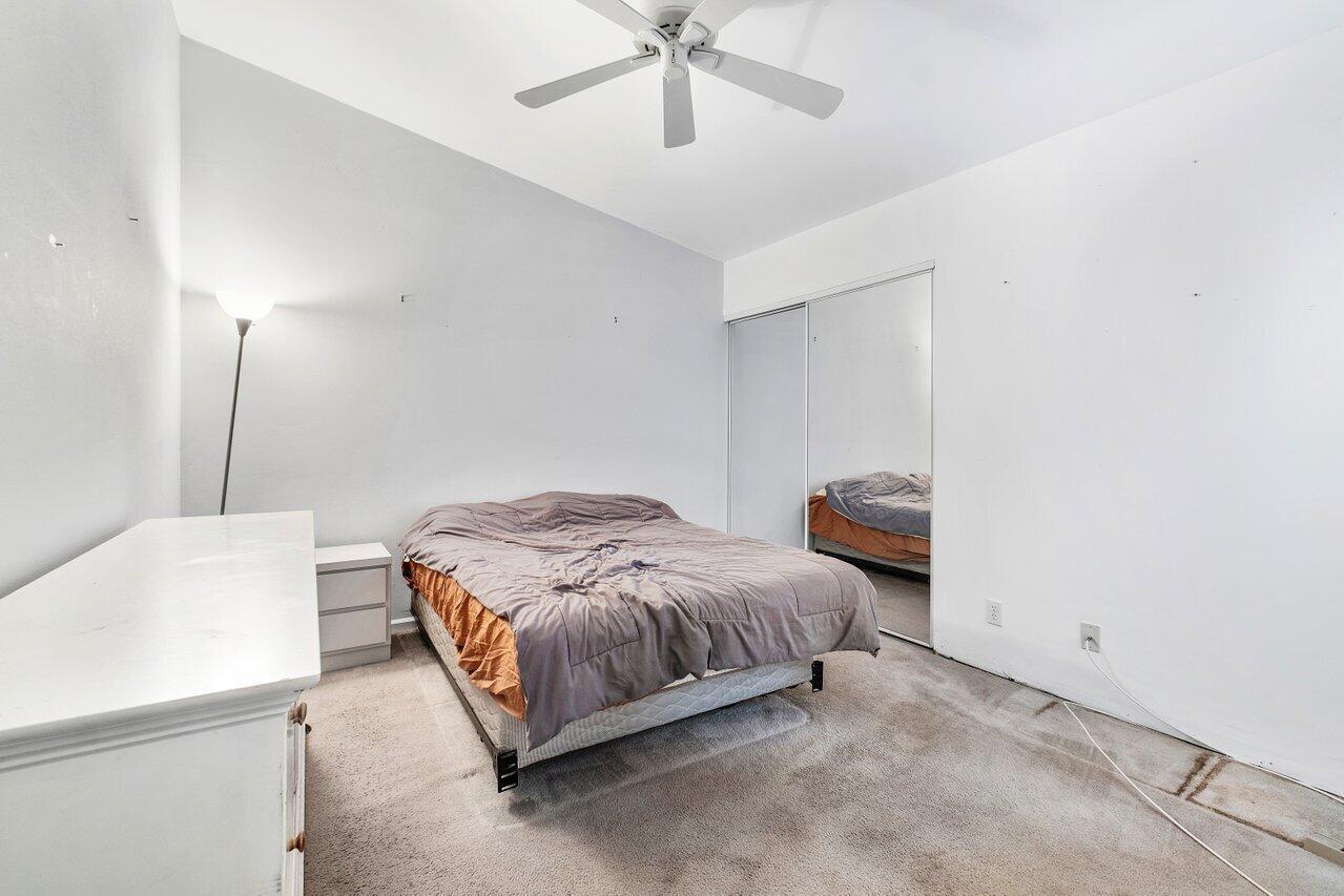 1012 Island Manor Drive