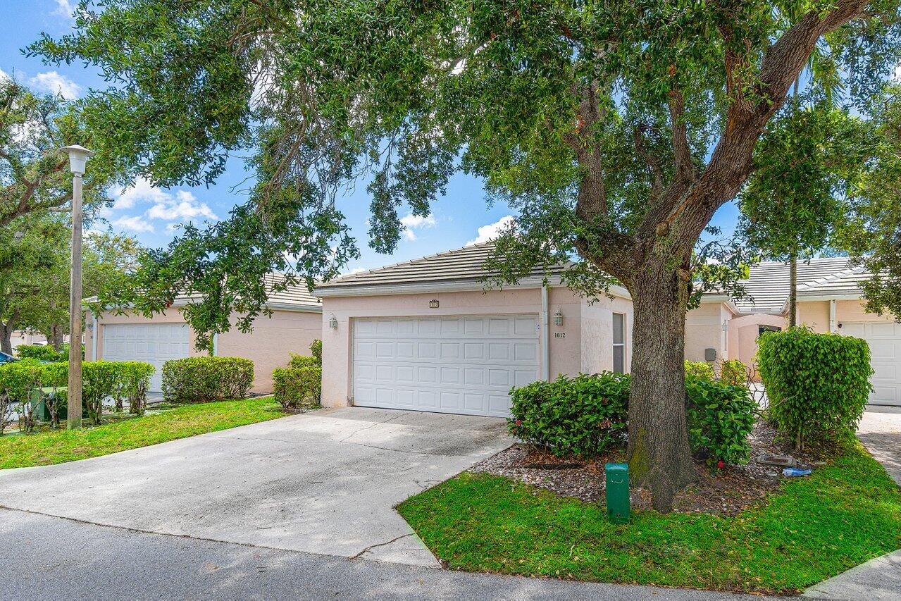 1012 Island Manor Drive