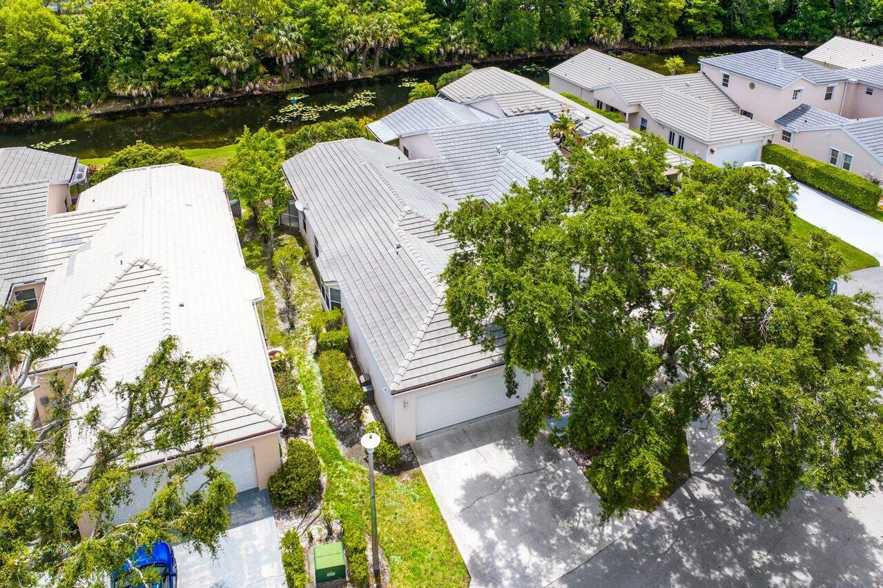 1012 Island Manor Drive