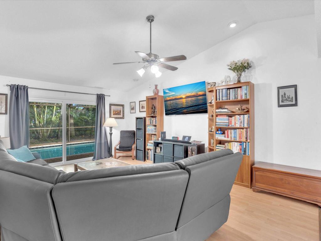 21589 San Germain Avenue, Boca Raton