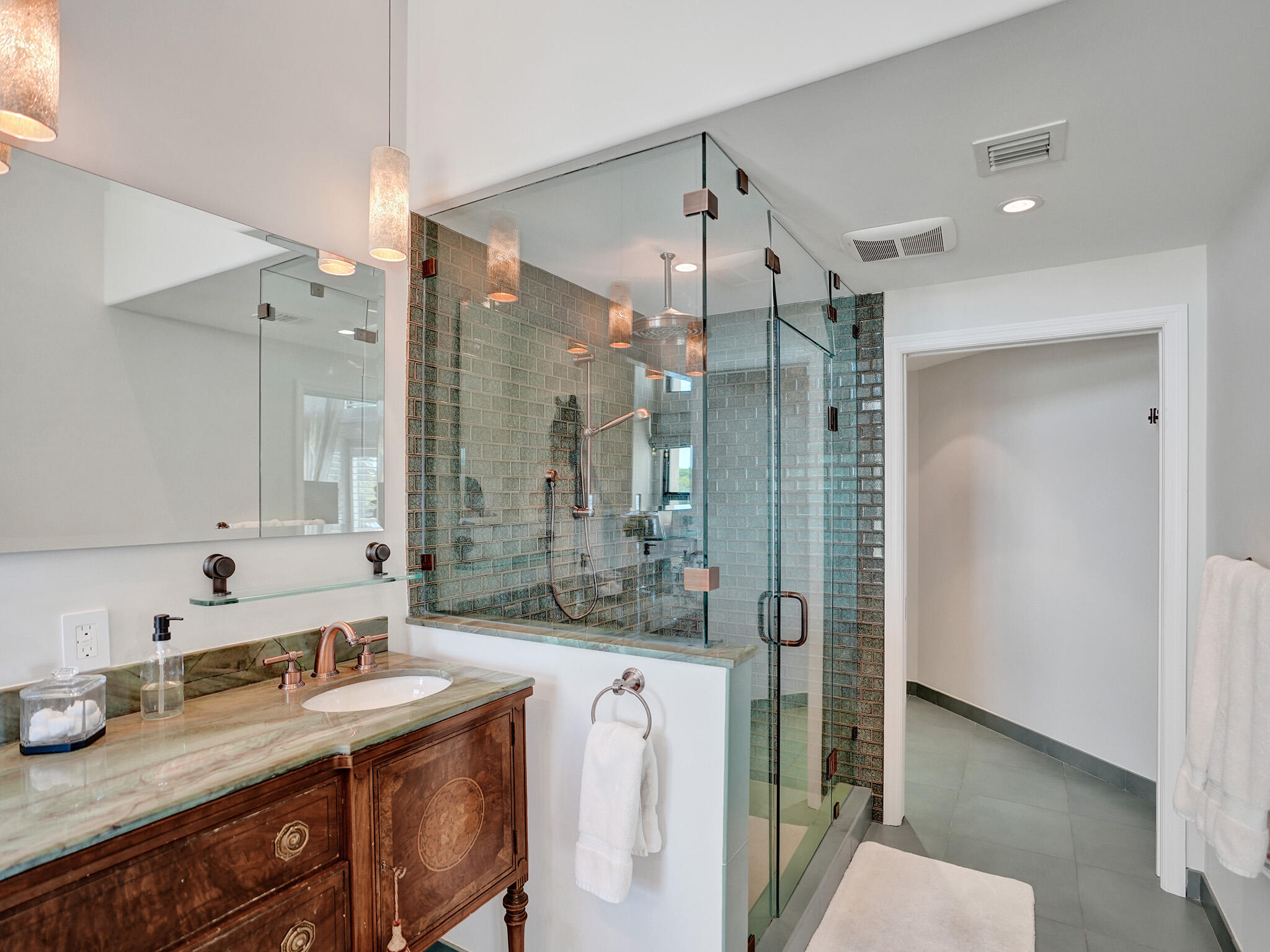 1001 Bel Air Drive