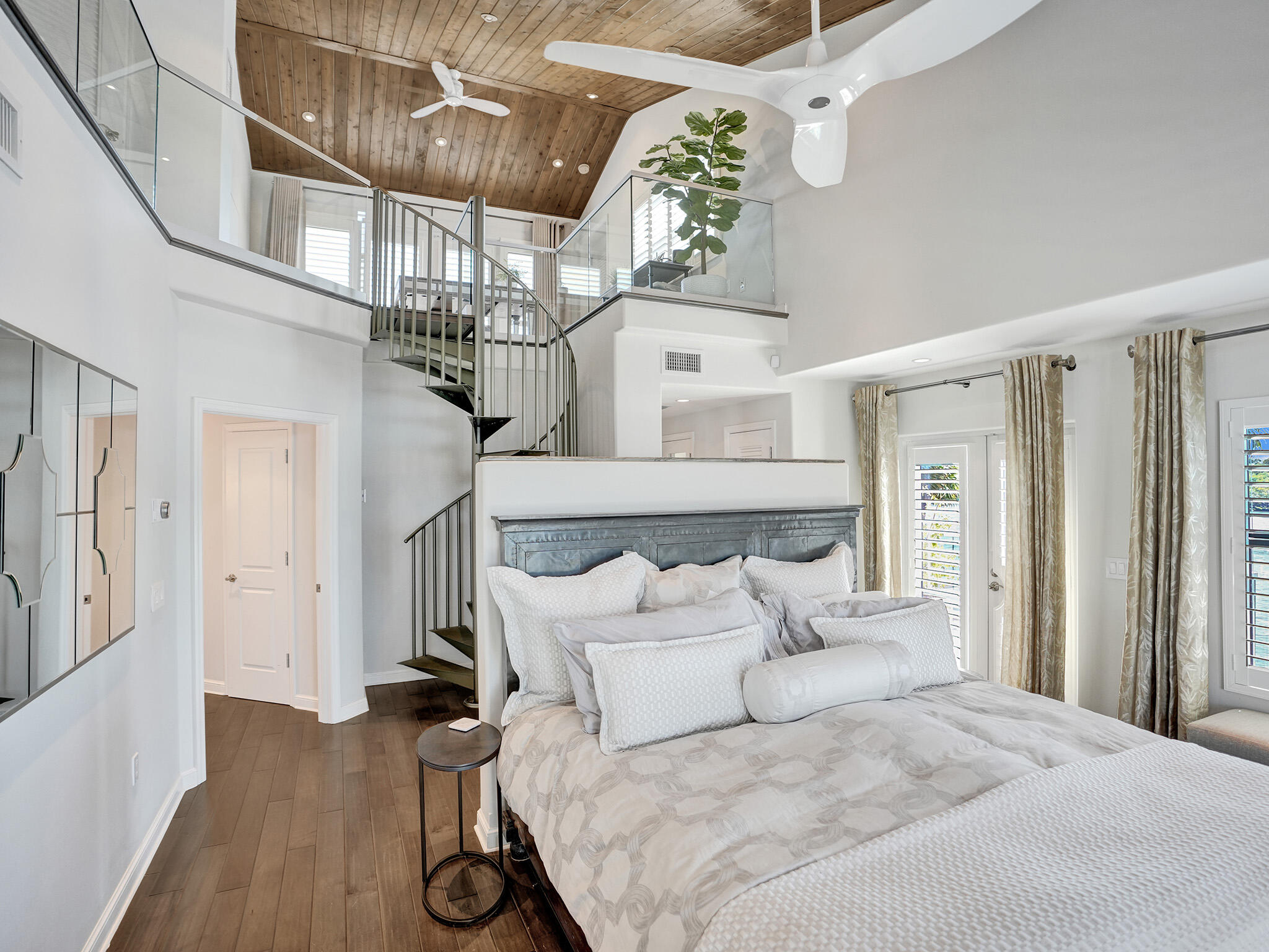 1001 Bel Air Drive