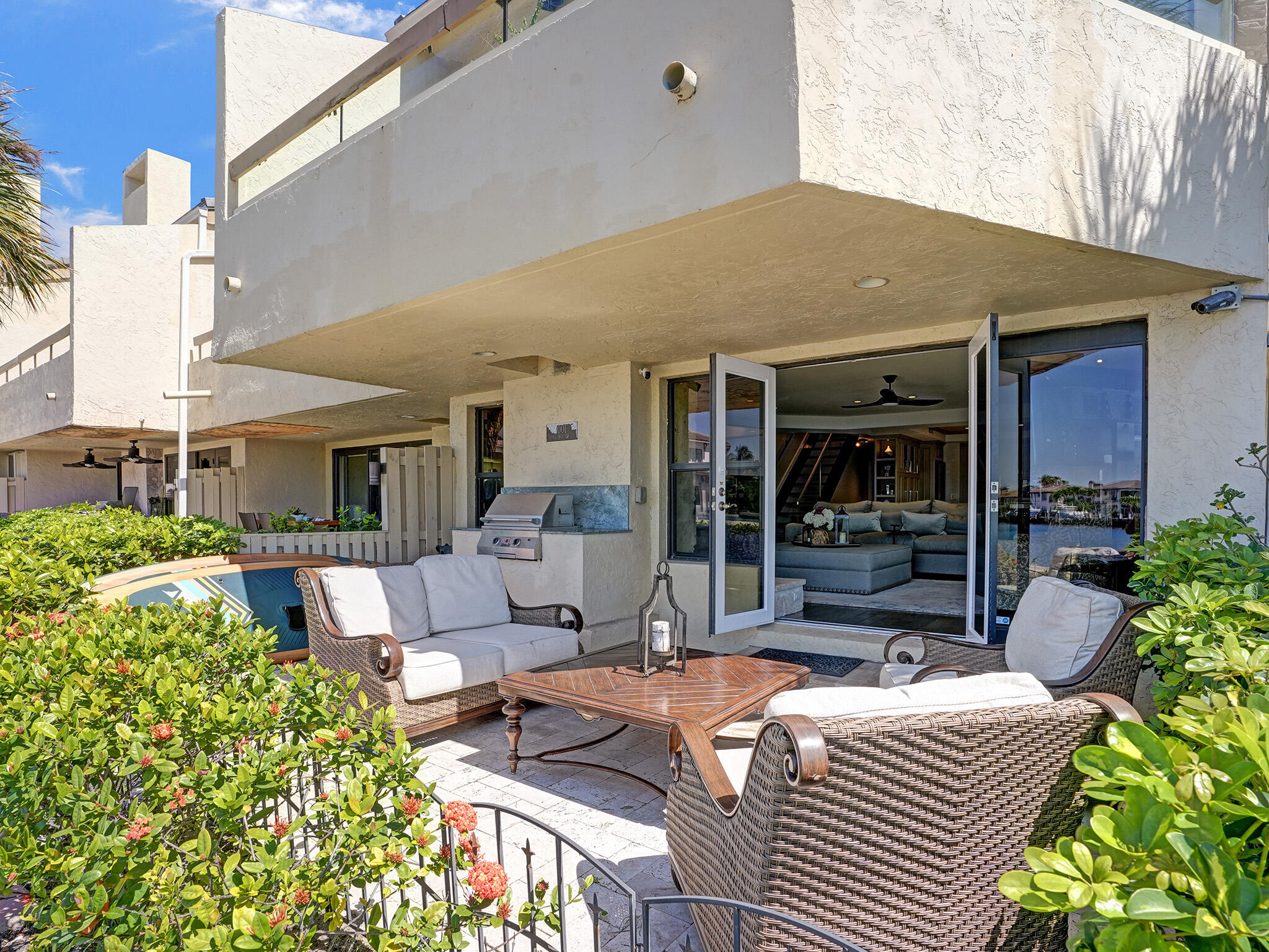 1001 Bel Air Drive