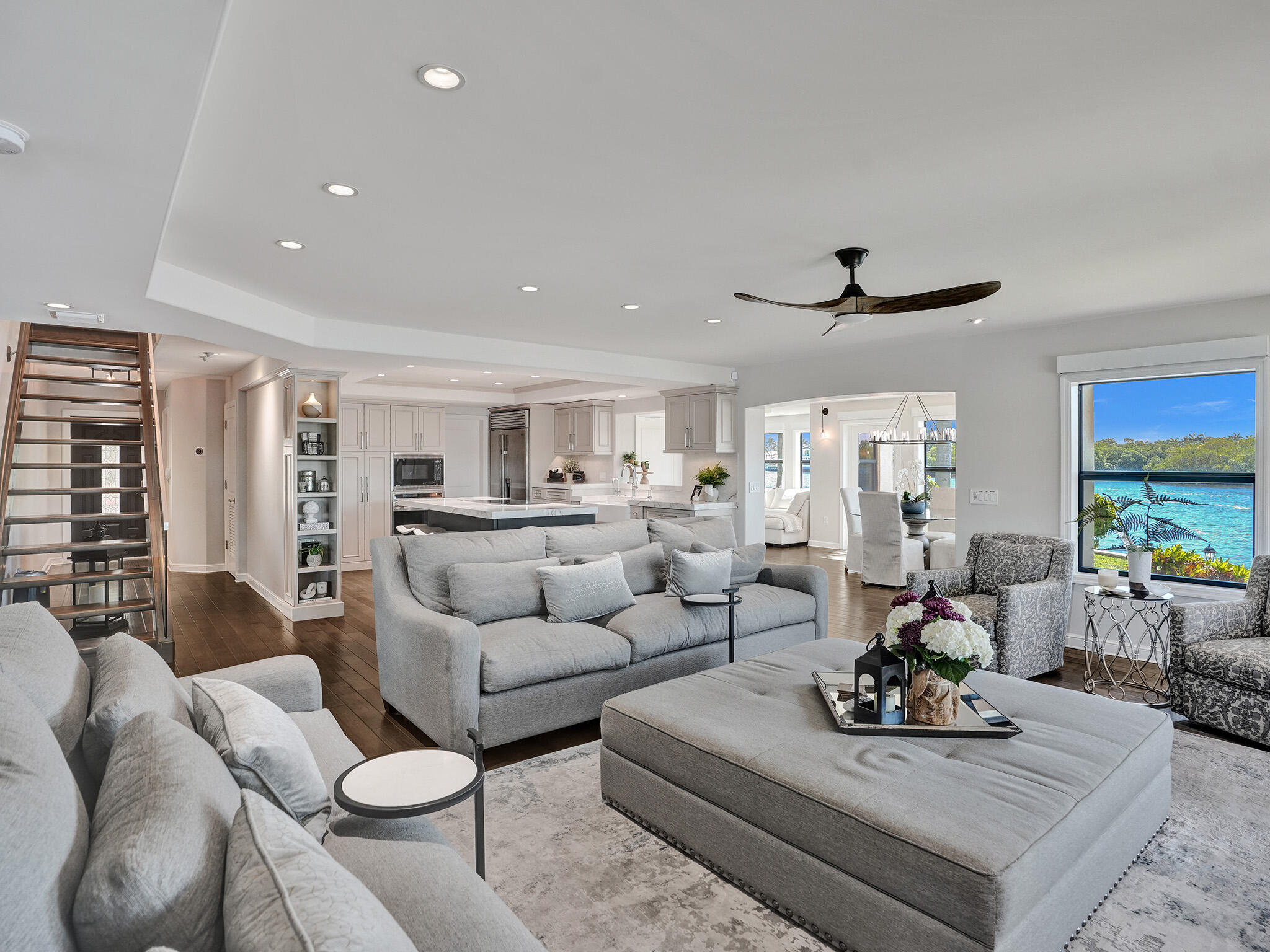 1001 Bel Air Drive