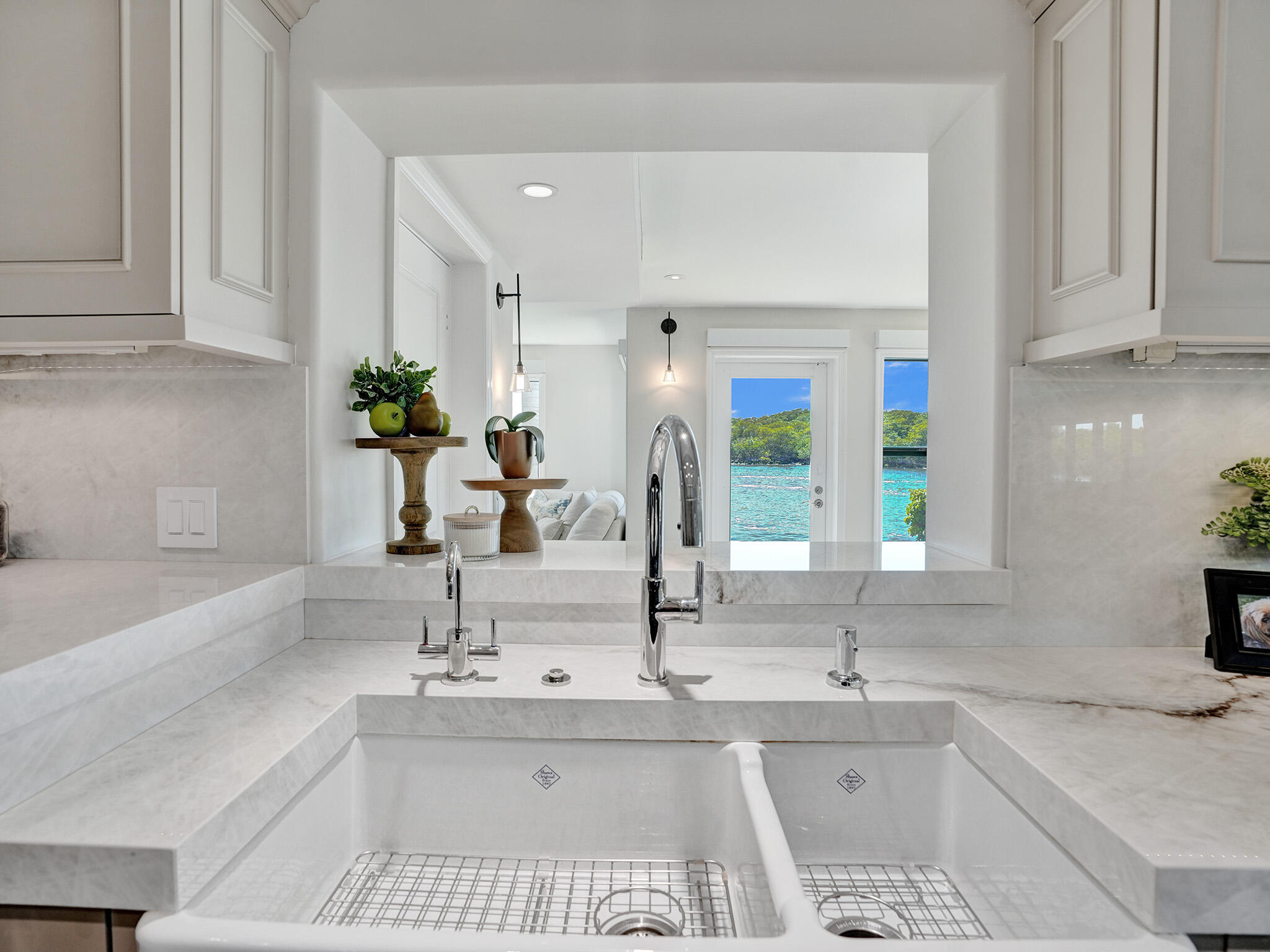 1001 Bel Air Drive