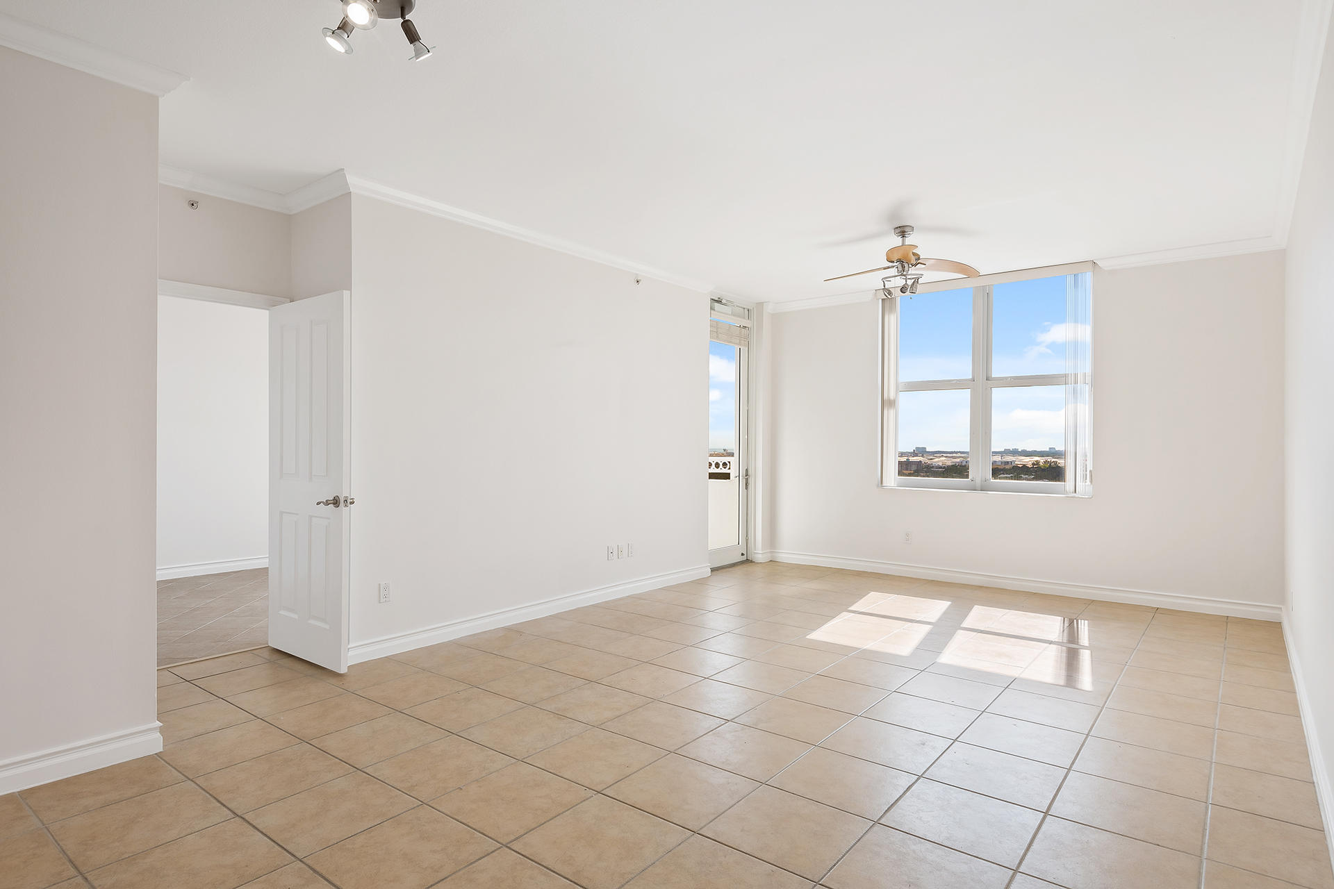 511 SE 5th Avenue 2310