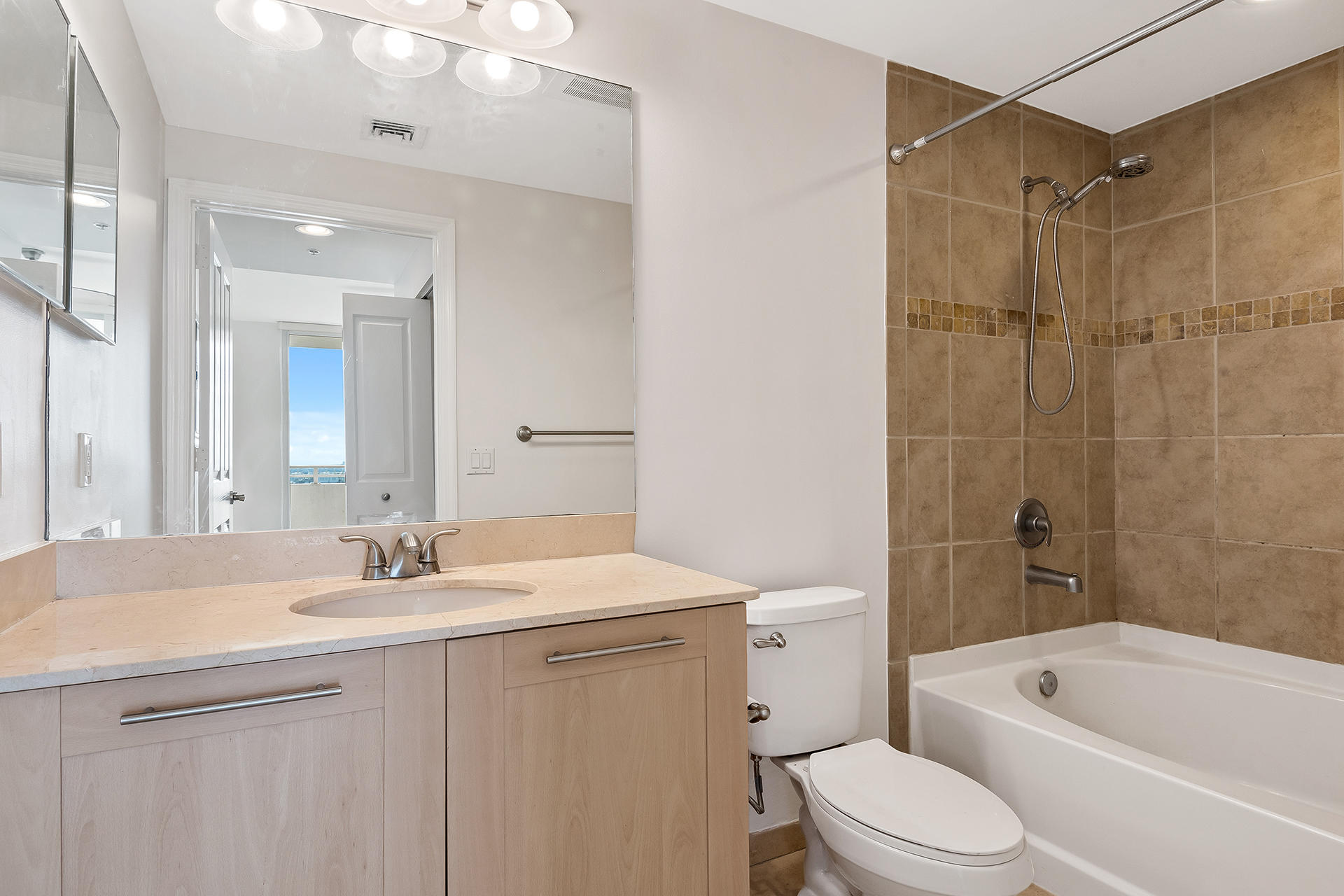 511 SE 5th Avenue 2310