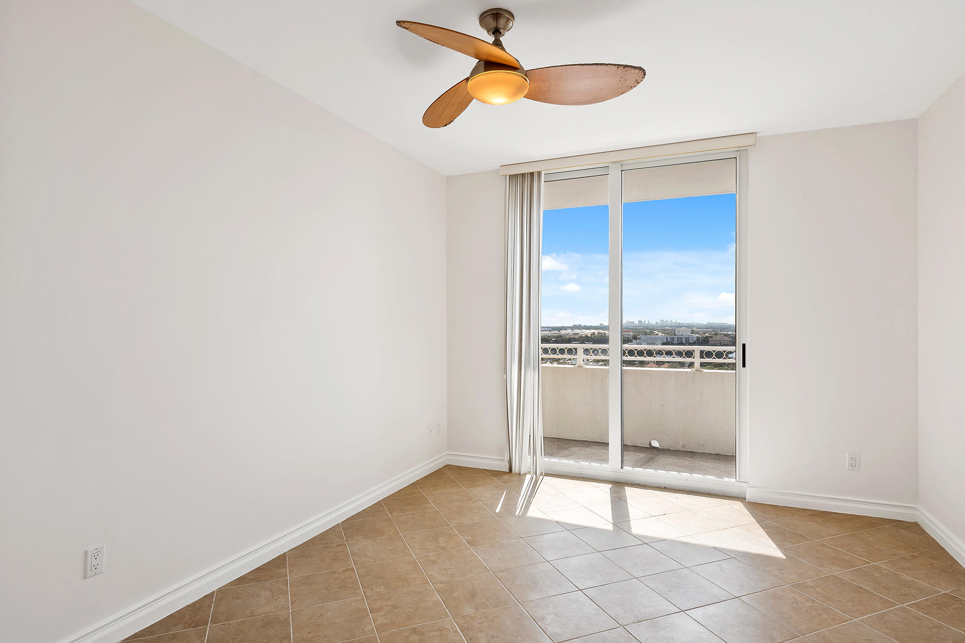 511 SE 5th Avenue 2310