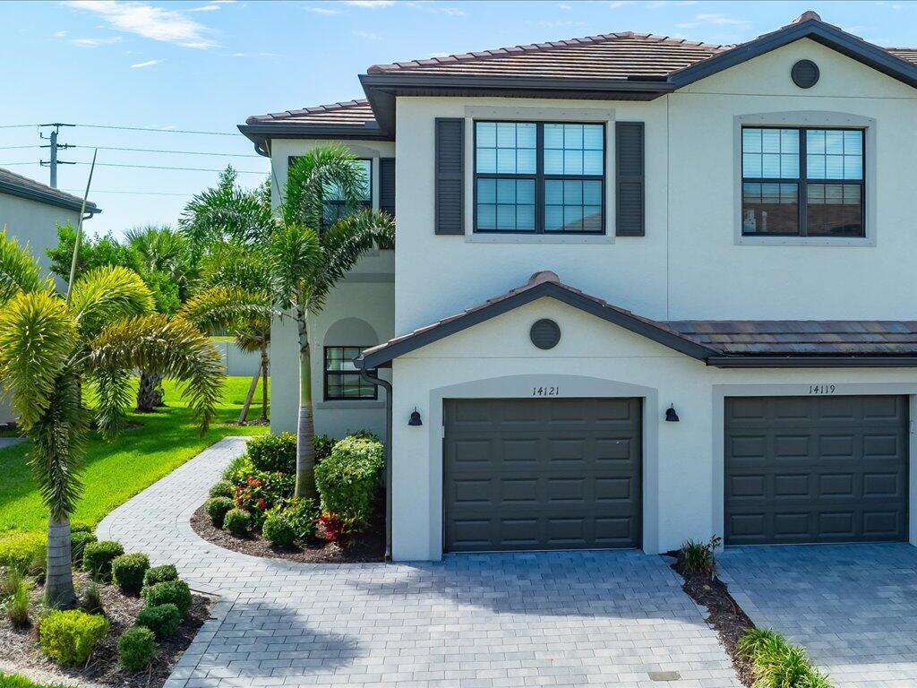 14121 Pine Lodge Lane, Fort Myers
