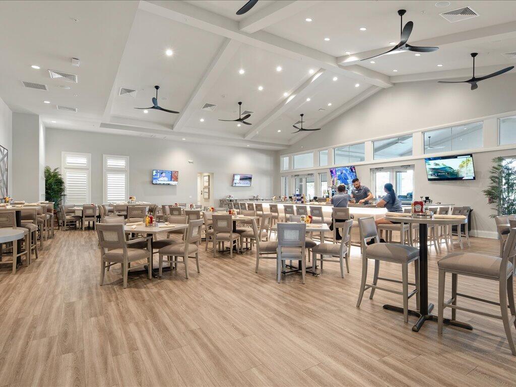 14121 Pine Lodge Lane, Fort Myers