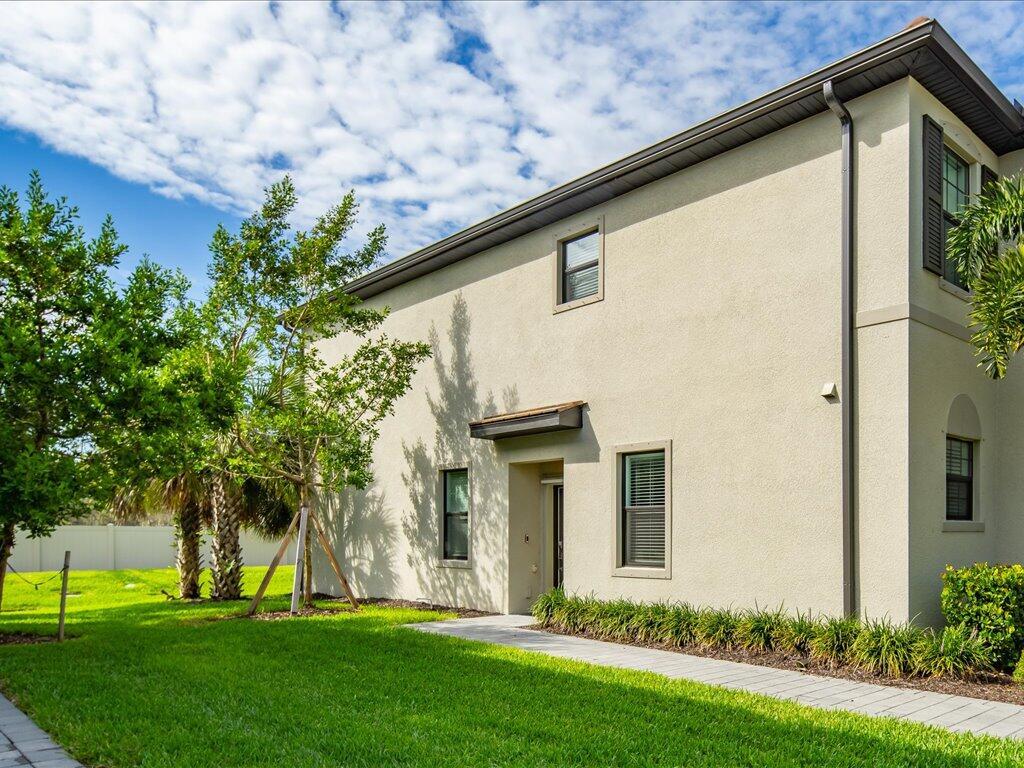 14121 Pine Lodge Lane, Fort Myers