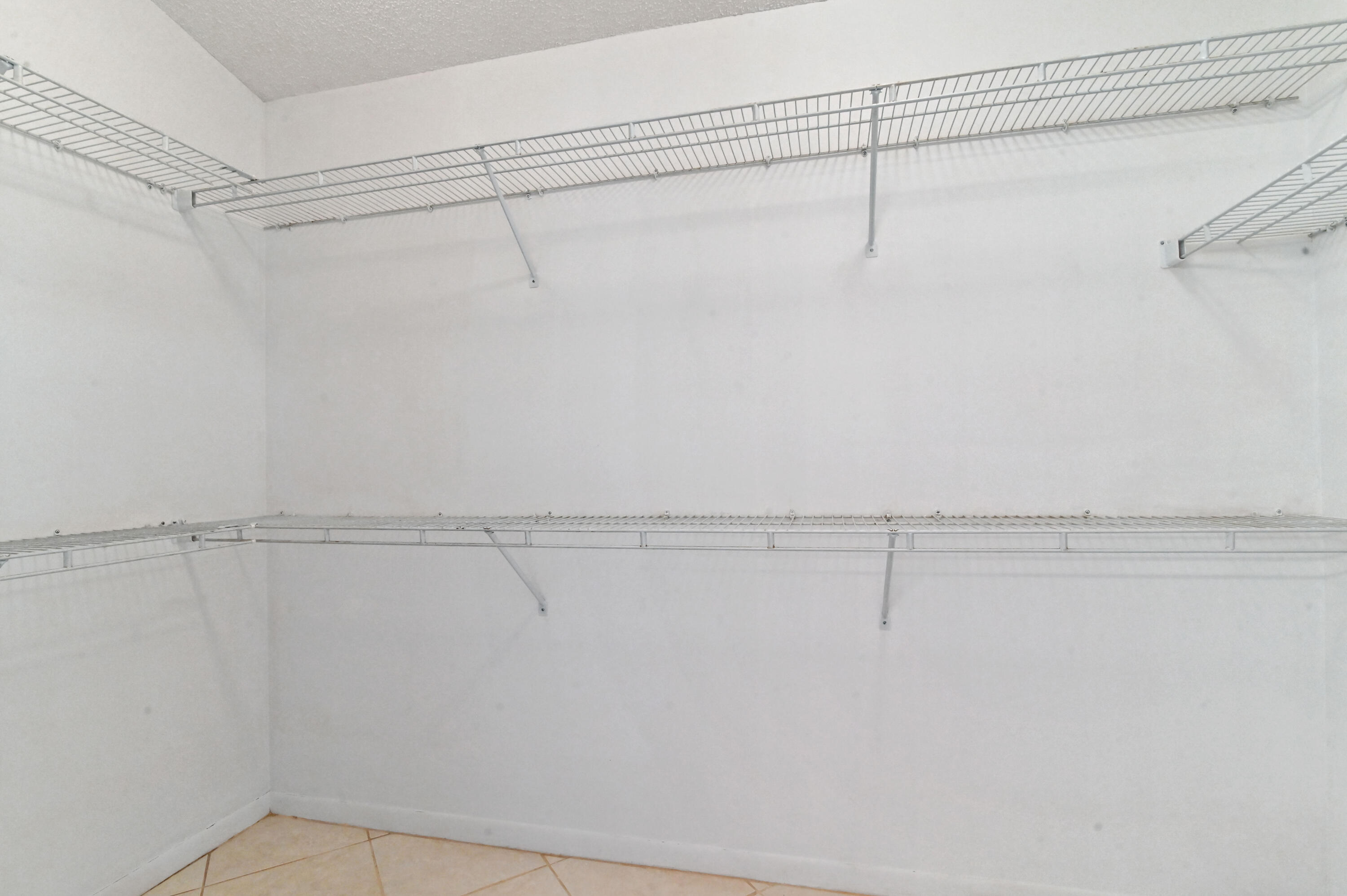 4340 Sherwood Forest Drive