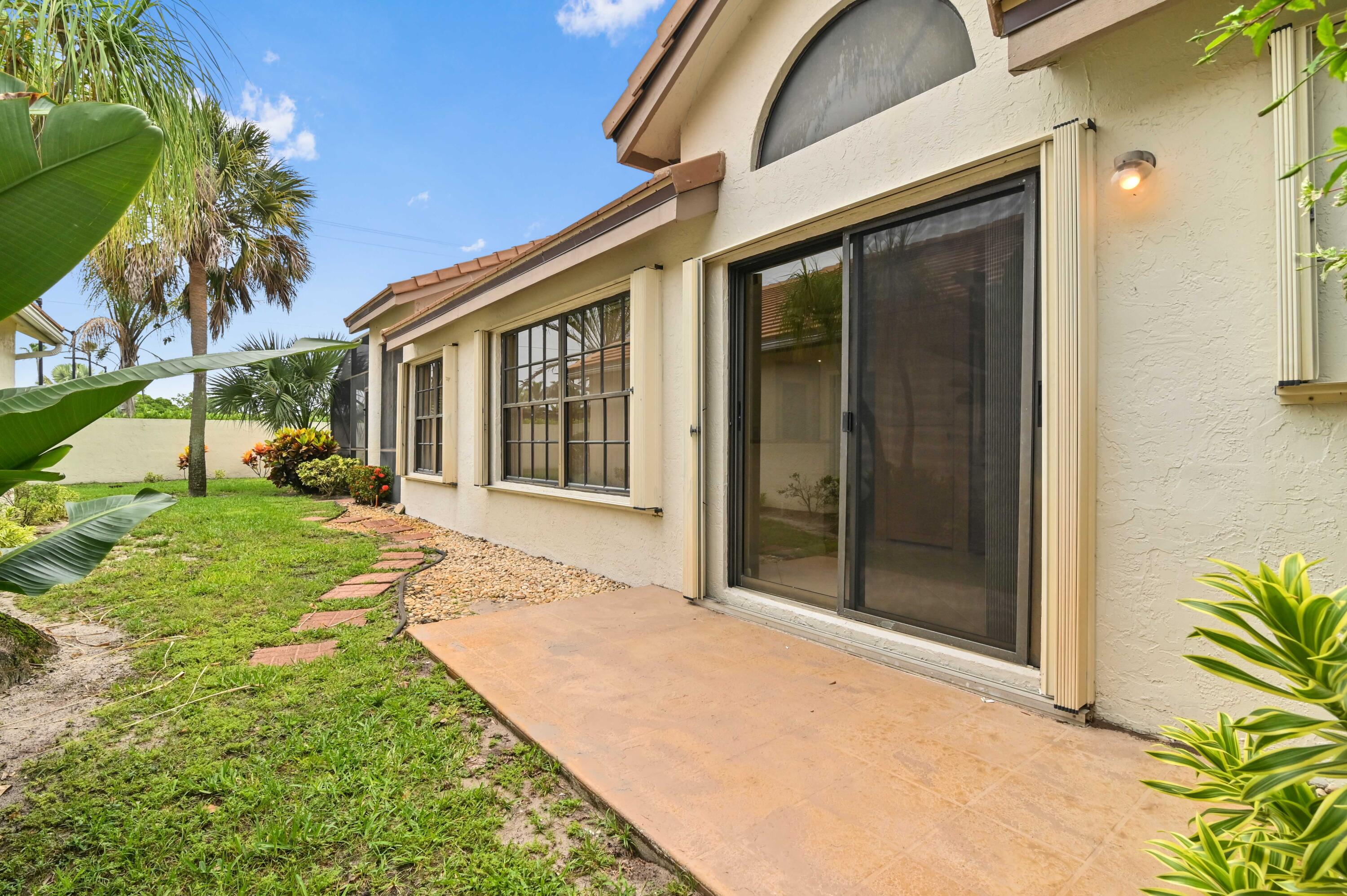 4340 Sherwood Forest Drive