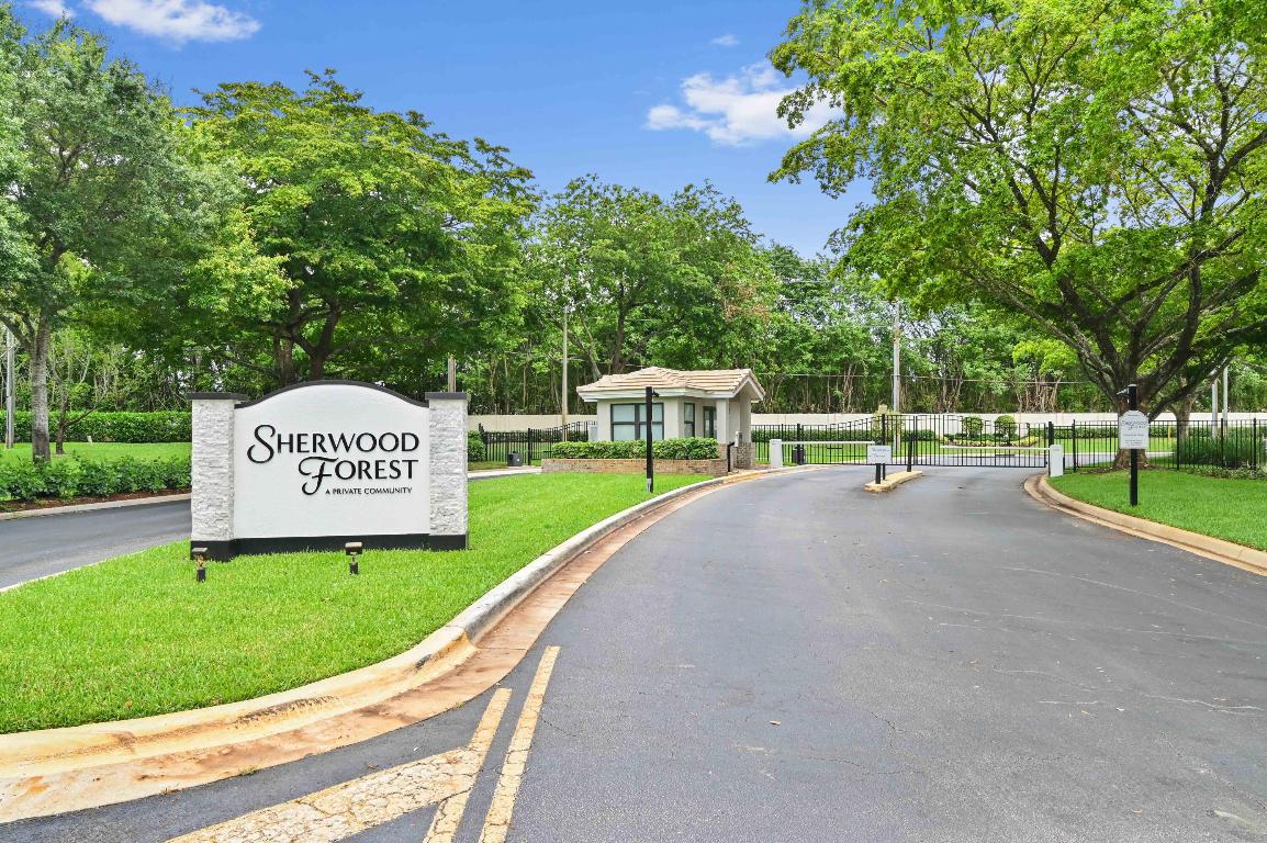 4340 Sherwood Forest Drive