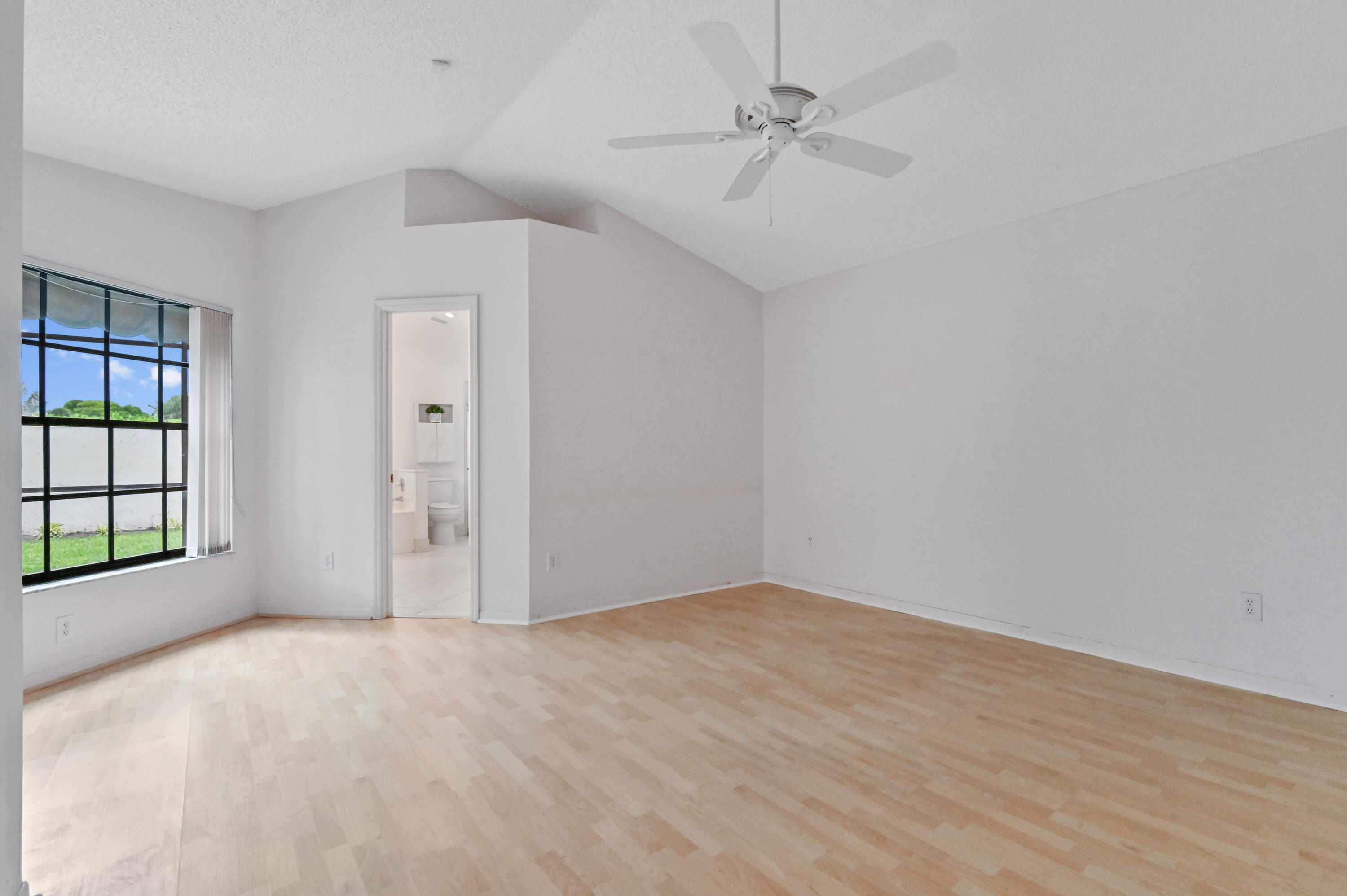 4340 Sherwood Forest Drive