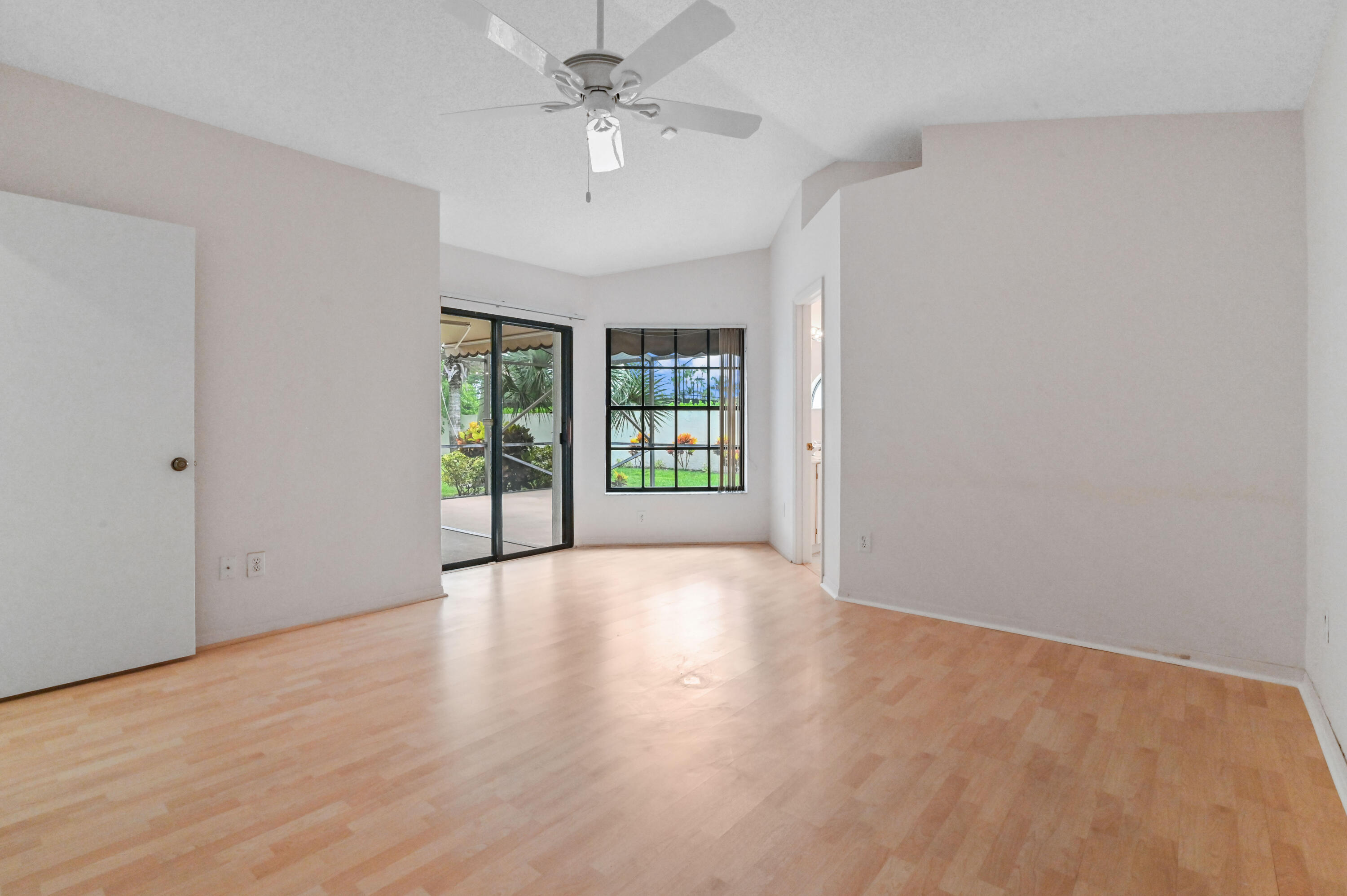 4340 Sherwood Forest Drive