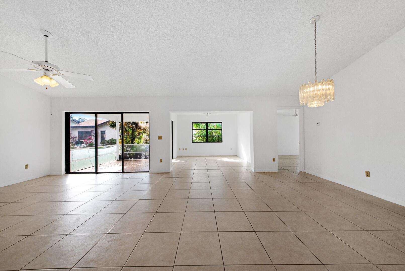 6306 White Sabal Palm Lane, Greenacres