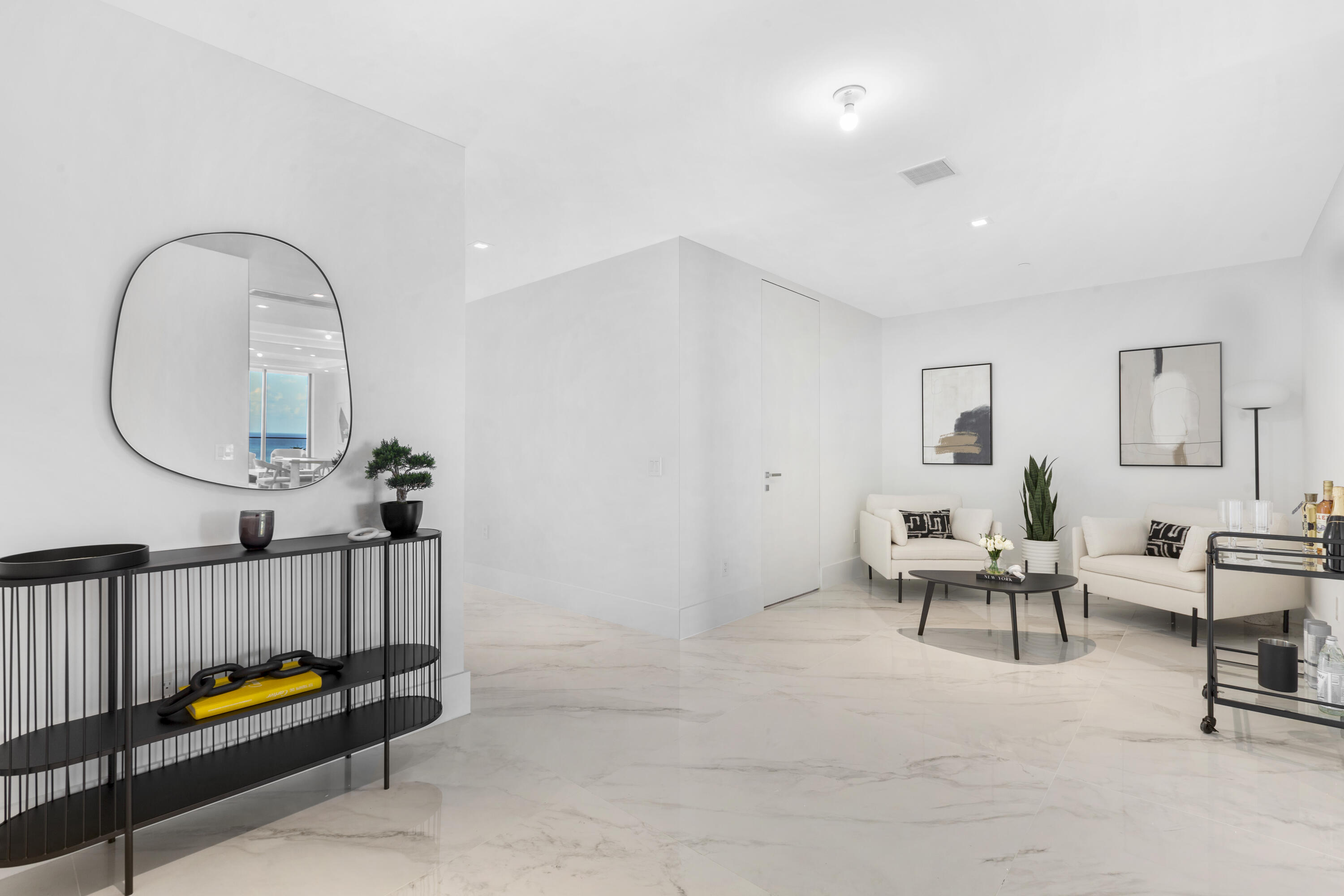 18975 Collins Avenue 1603