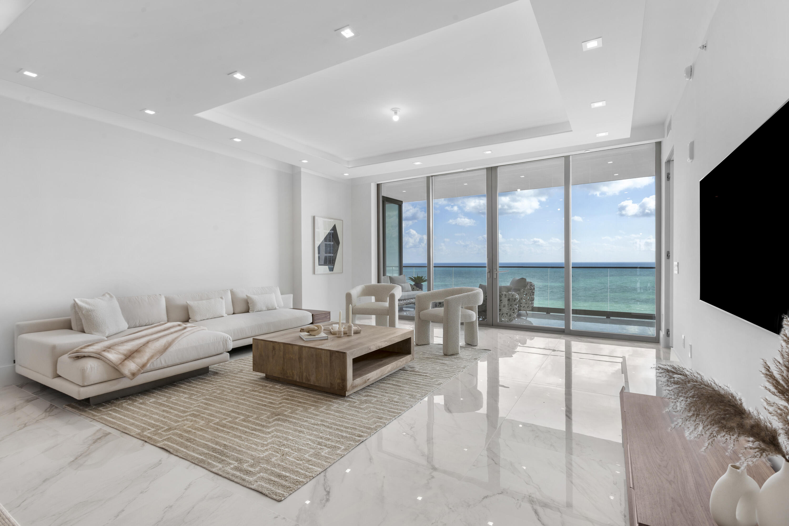 18975 Collins Avenue 1603